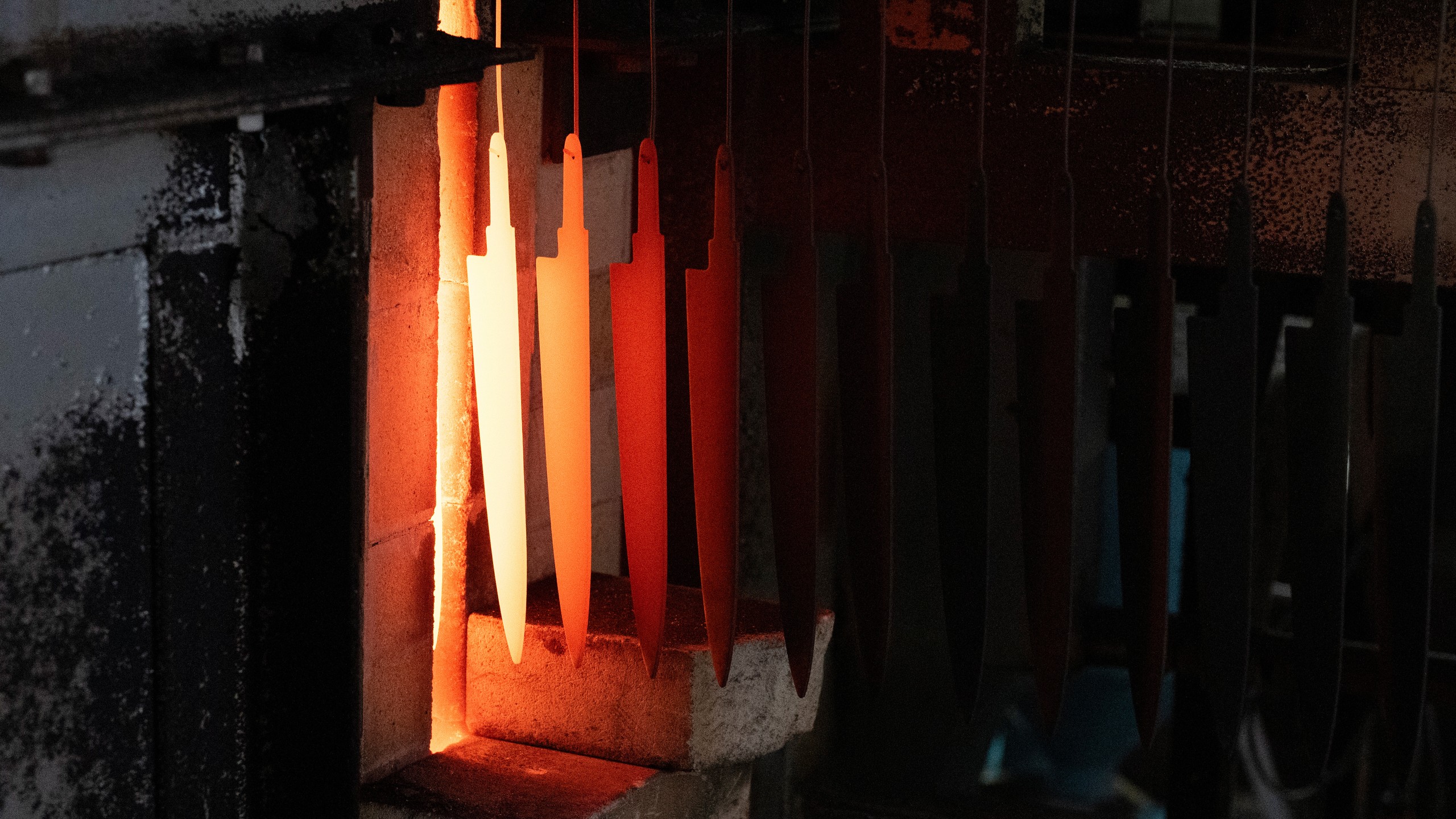 Nissan Z NISMO knife 8