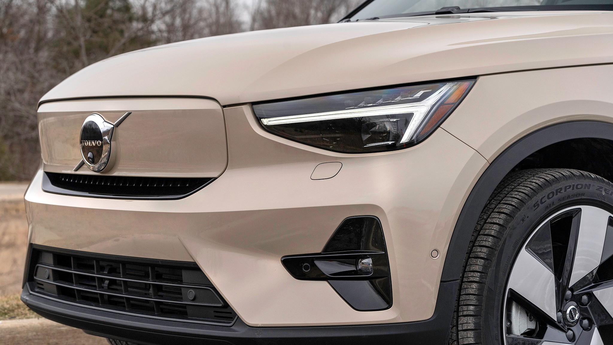 020 2025 Volvo EX40 Twin Motor Ultra