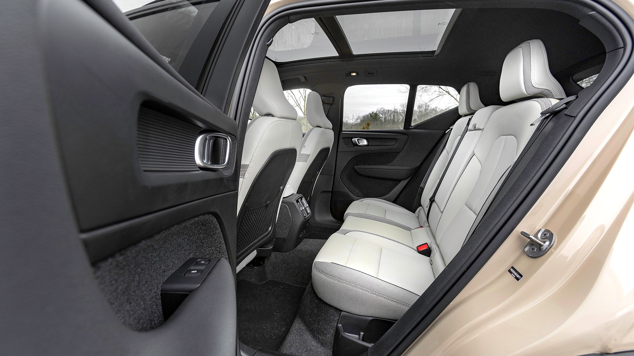 026 2025 Volvo EX40 Twin Motor Ultra