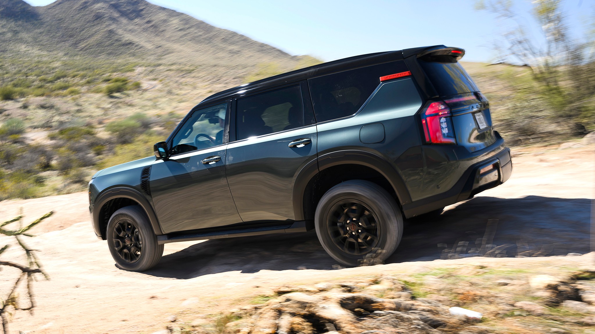 04 2025 nissan armada pro 4x