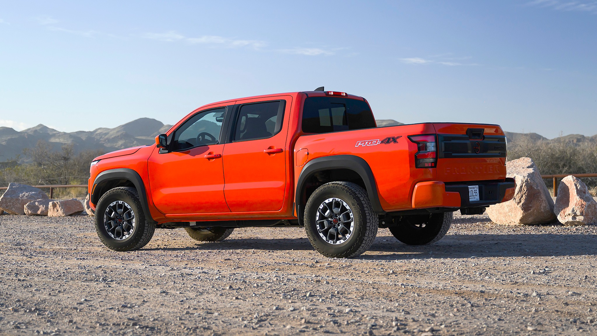 01 2025 nissan frontier pro 4x