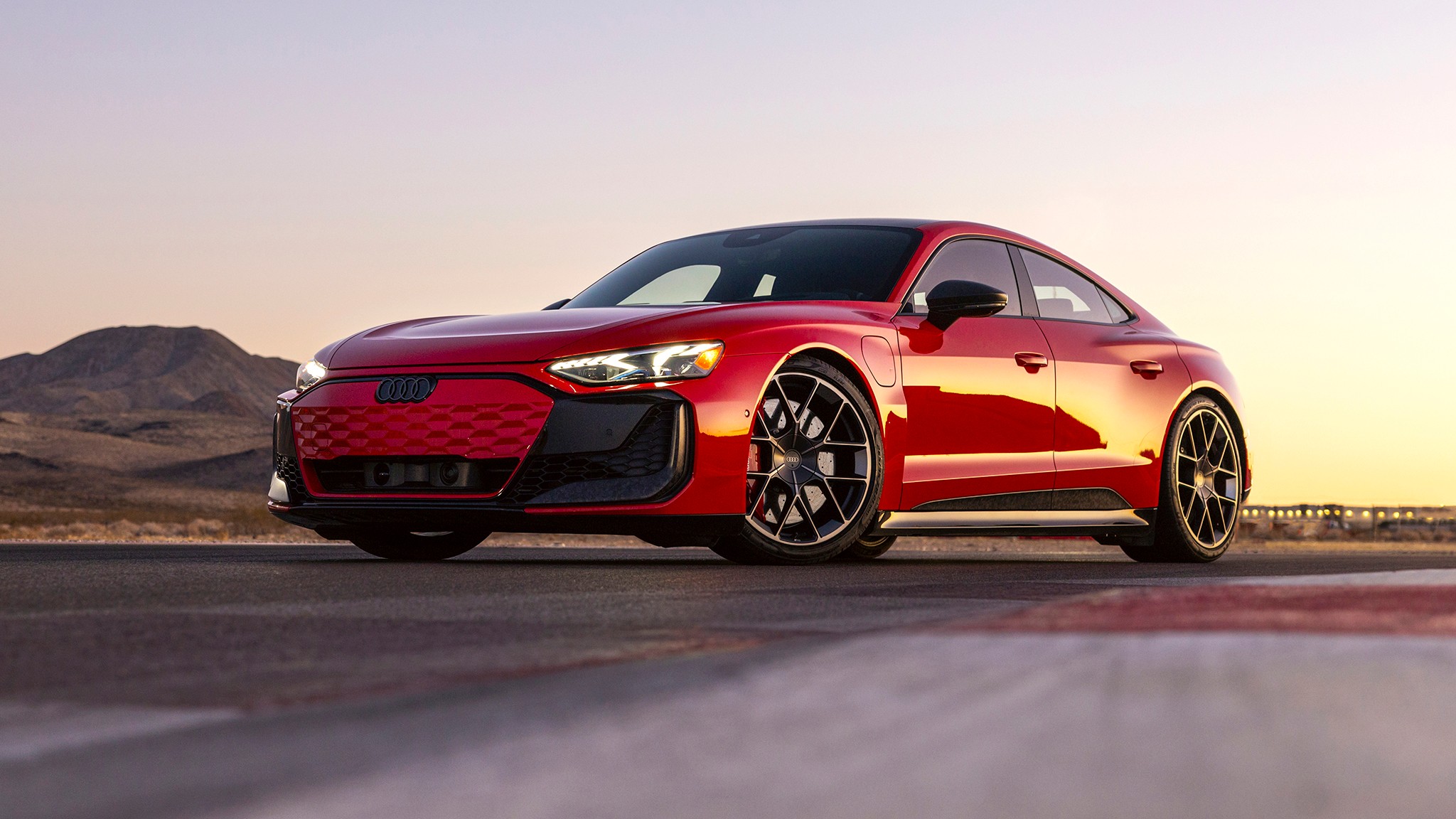 14 2025 Audi RS E Tron GT Performance First Drive