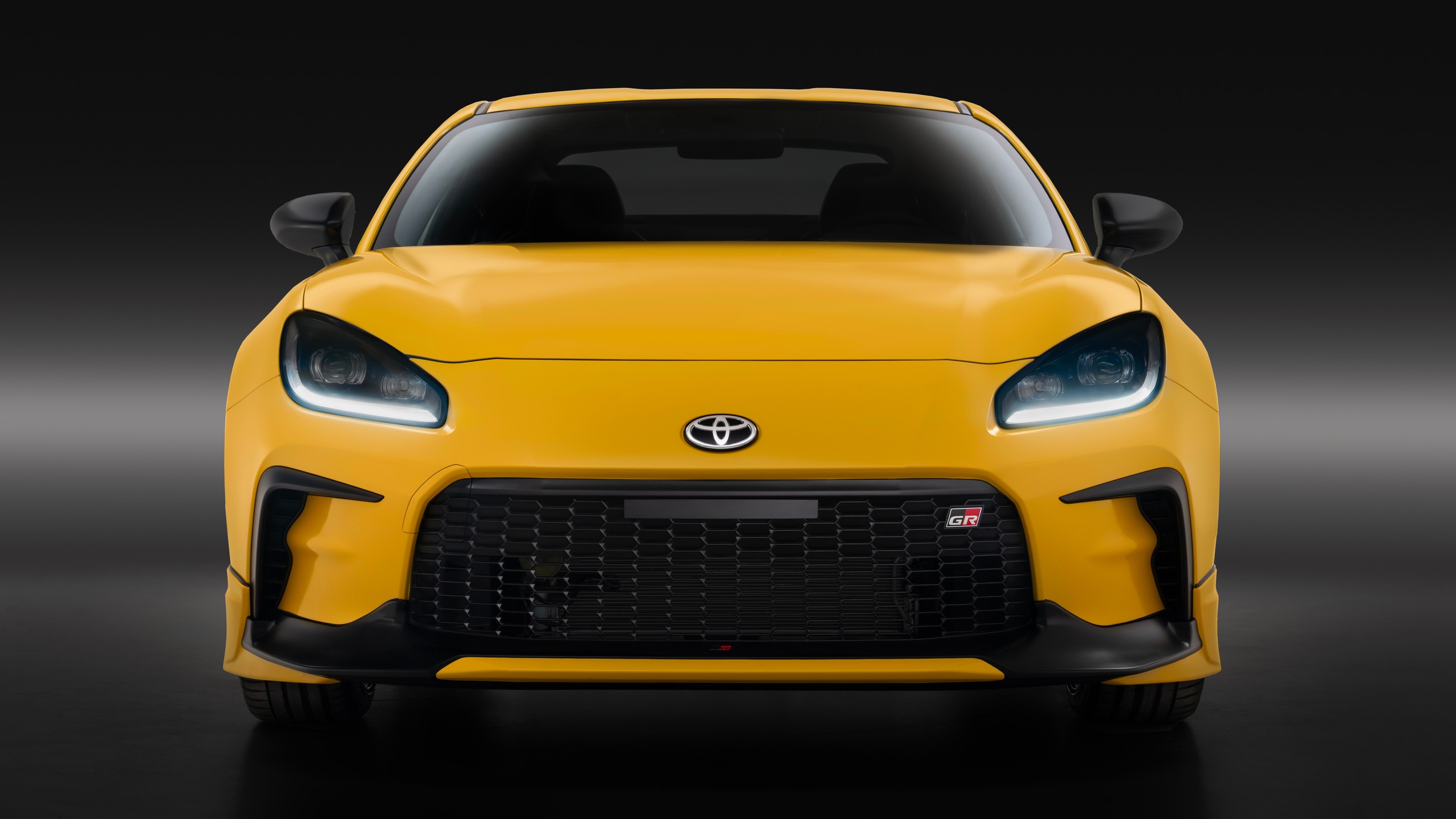 2026 Toyota GR86 SE Yuzu 007
