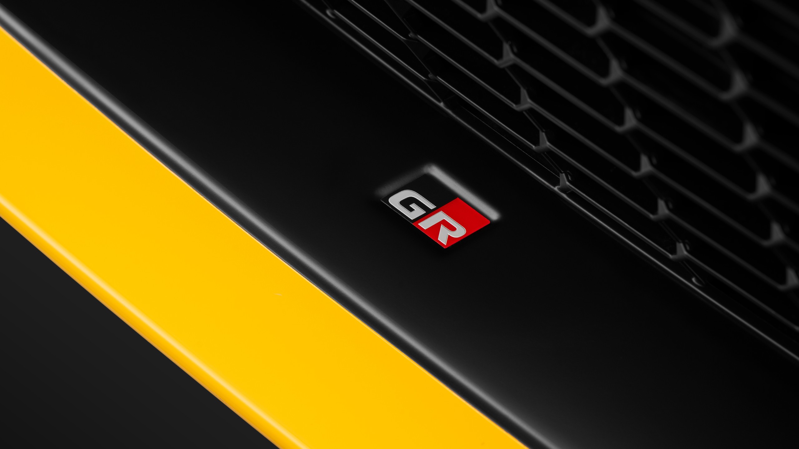 2026 Toyota GR86 SE Yuzu 009