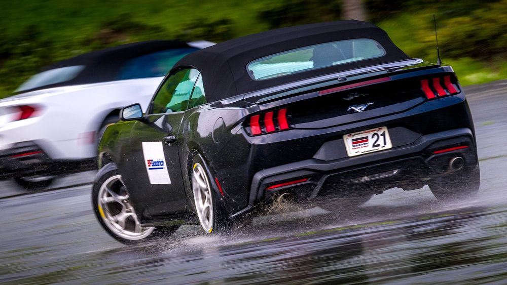 bfgoodrich g force phenom tire skip barber 4