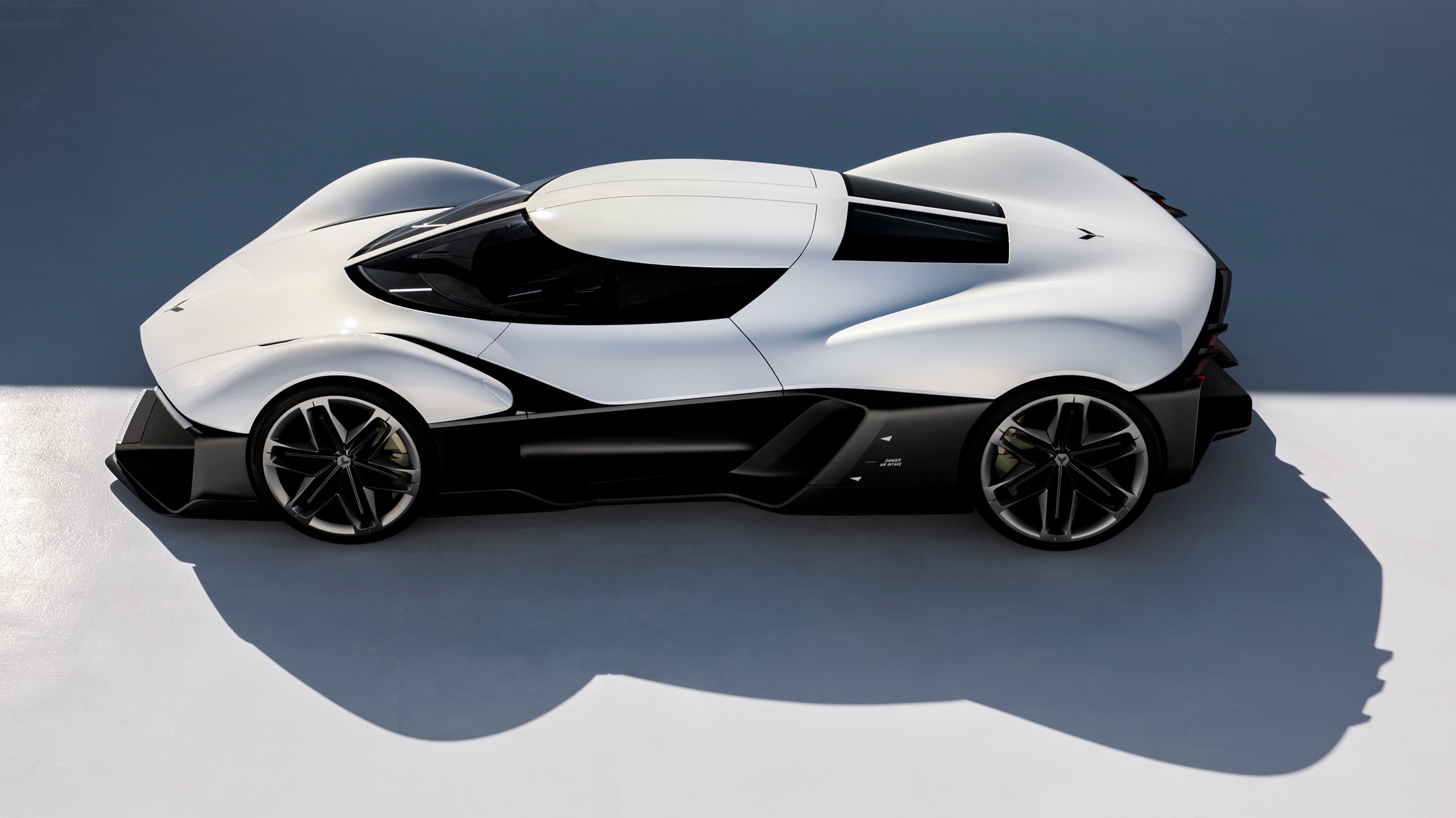 GM UK Advanced Design Studio Corvette concept vehicle 15