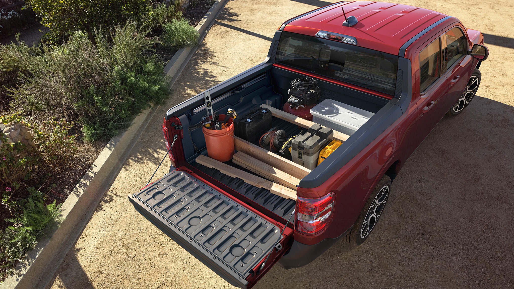 2025 Ford Maverick Lariat FLEXBED