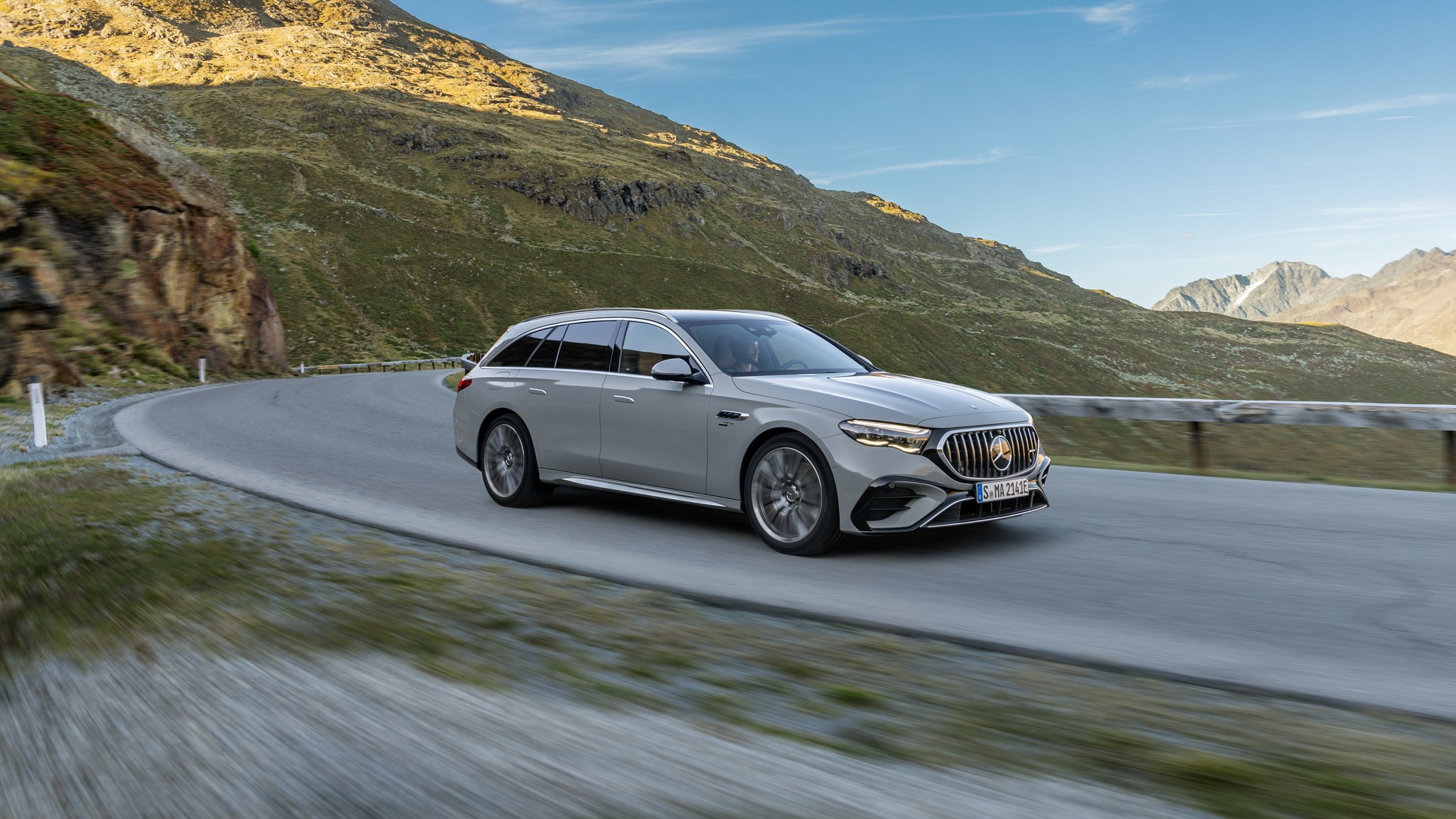 2026 Mercedes Benz AMG E 53 Hybrid Wagon PHEV Turbo I6 AWD 1