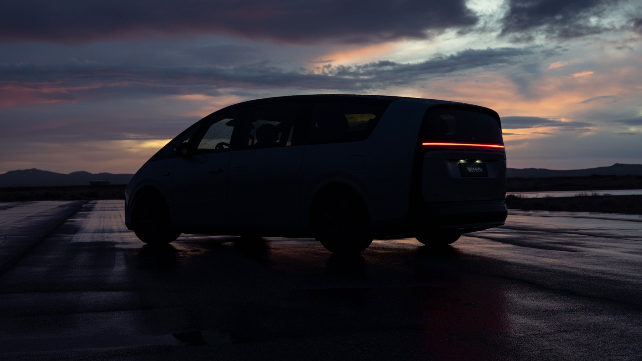 013 2025 Li Auto MEGA