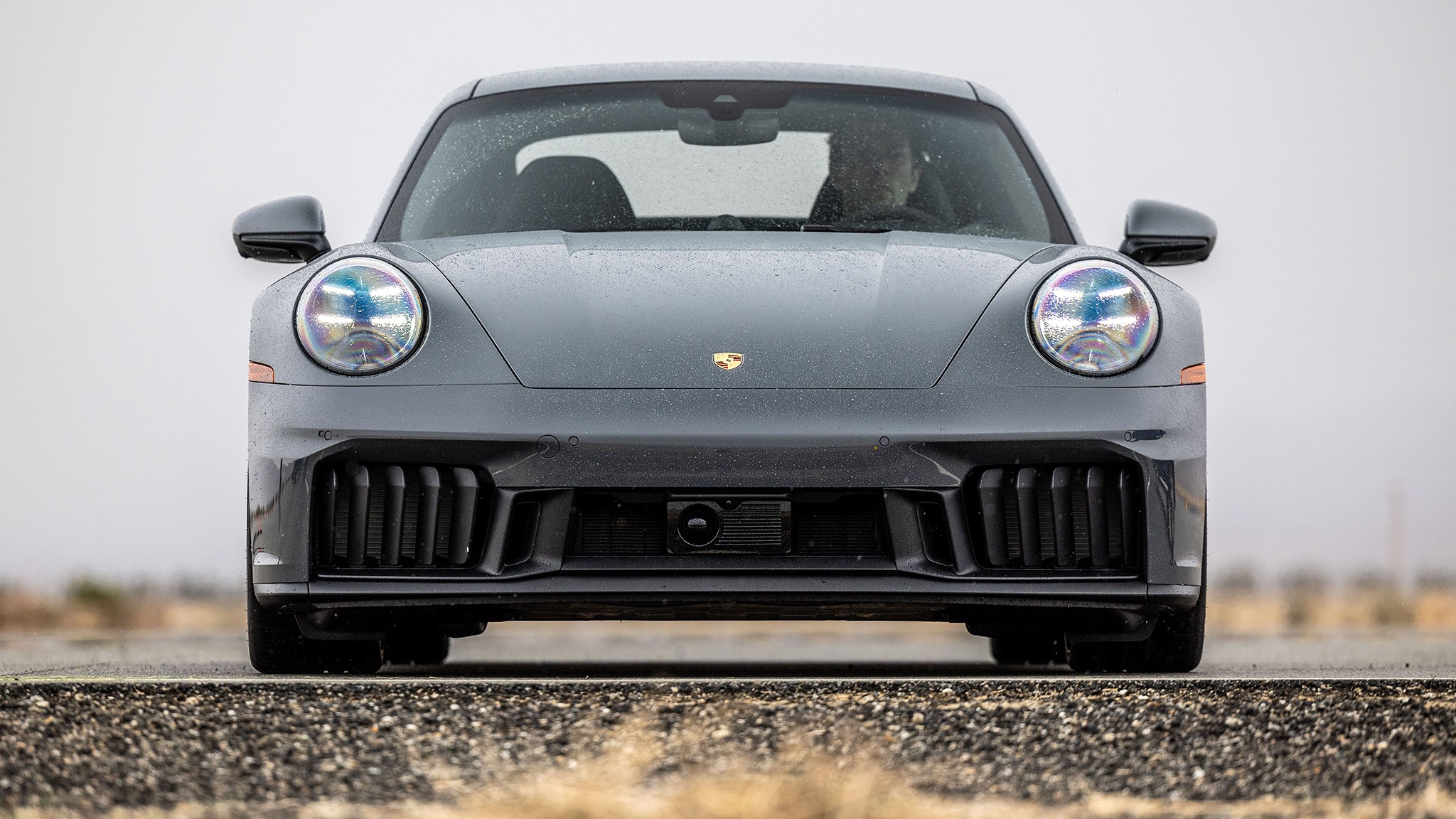 001 2025 Porsche 911 GTS