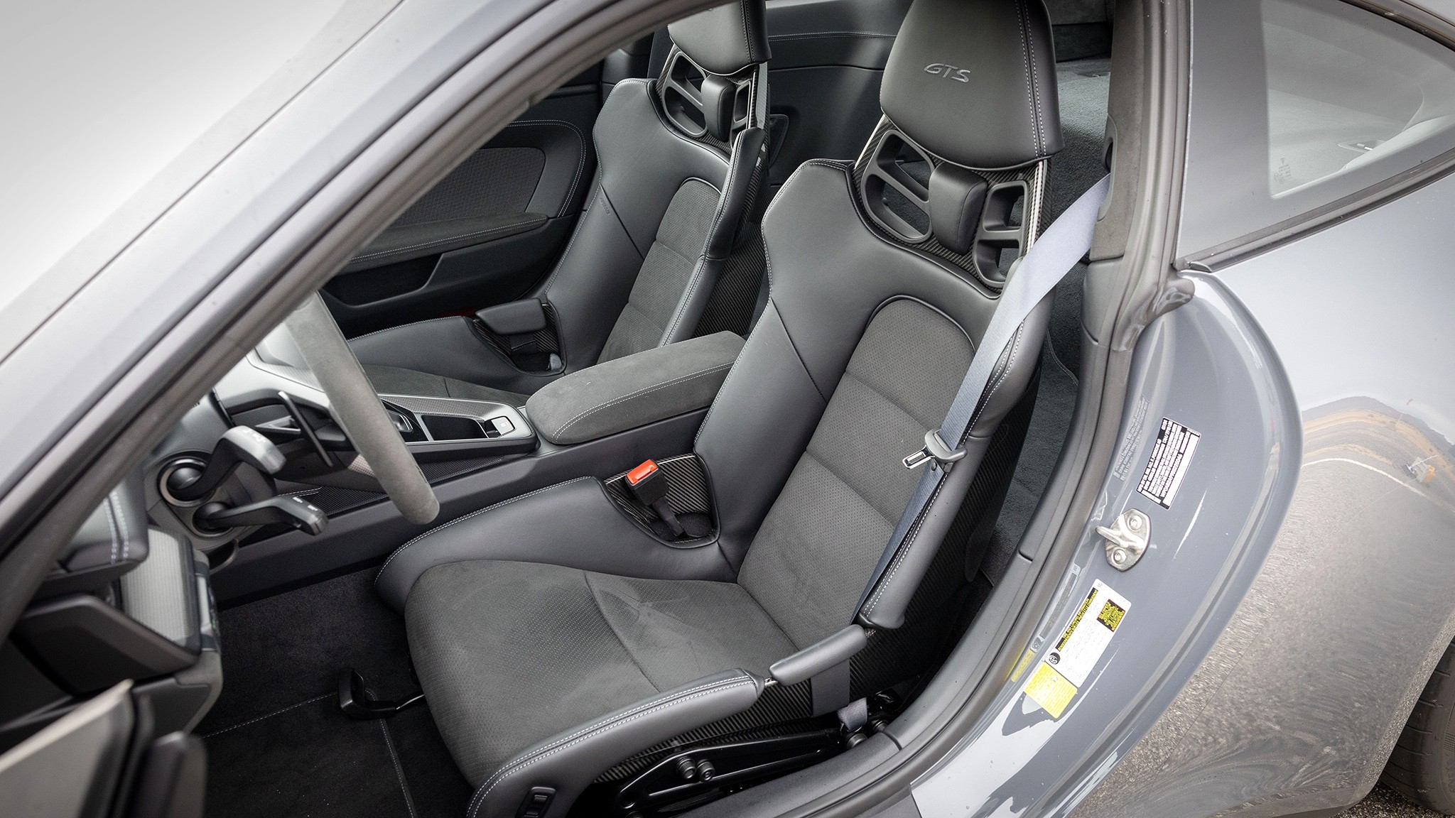 021 2025 Porsche 911 GTS