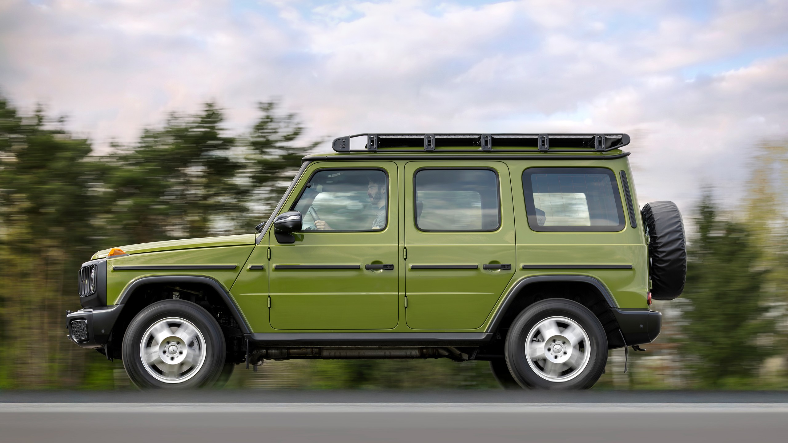 Mercedes Benz G550 Stronger Than the 1980s Edition 4