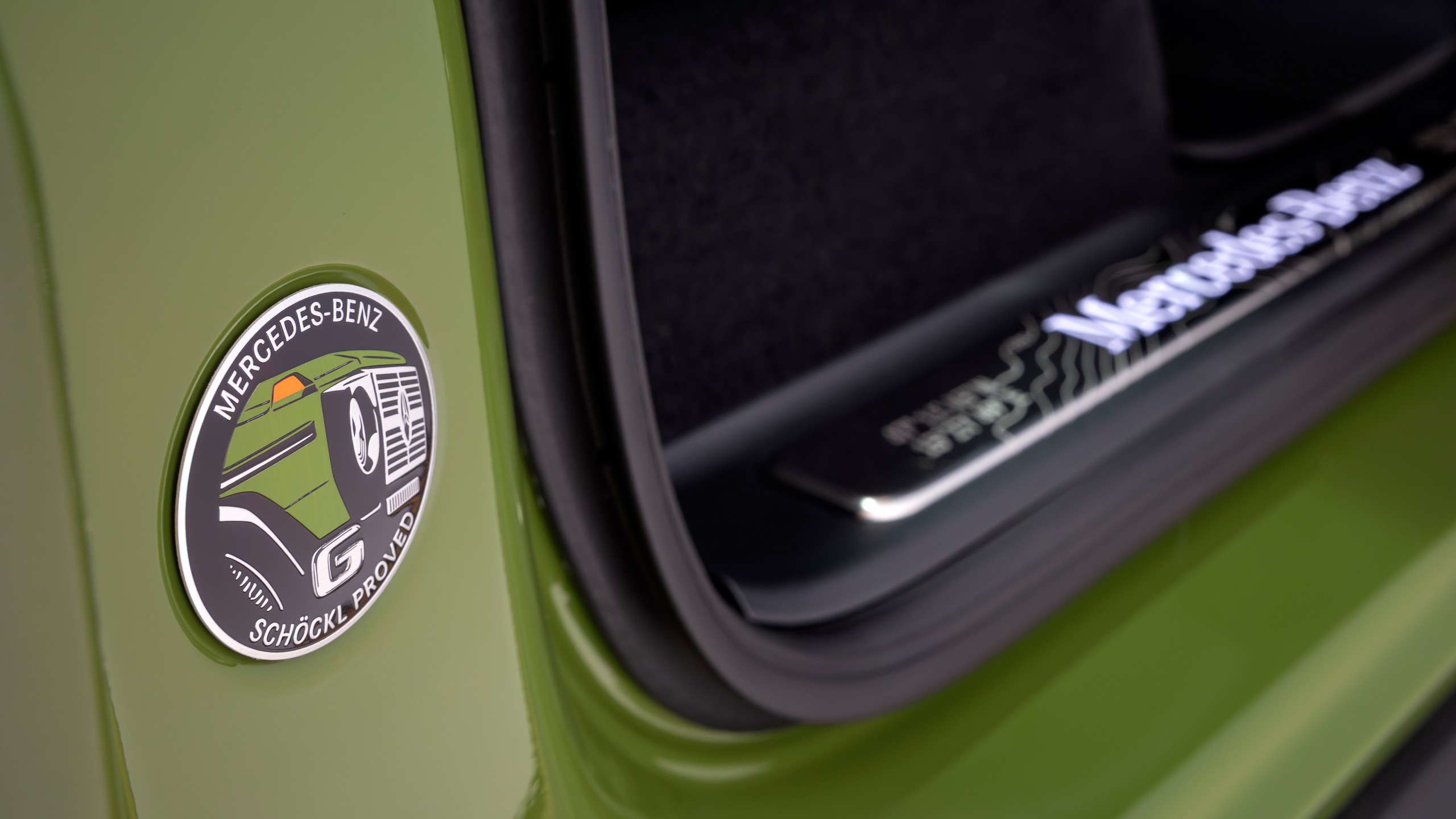 Mercedes Benz G550 Stronger Than the 1980s Edition 12