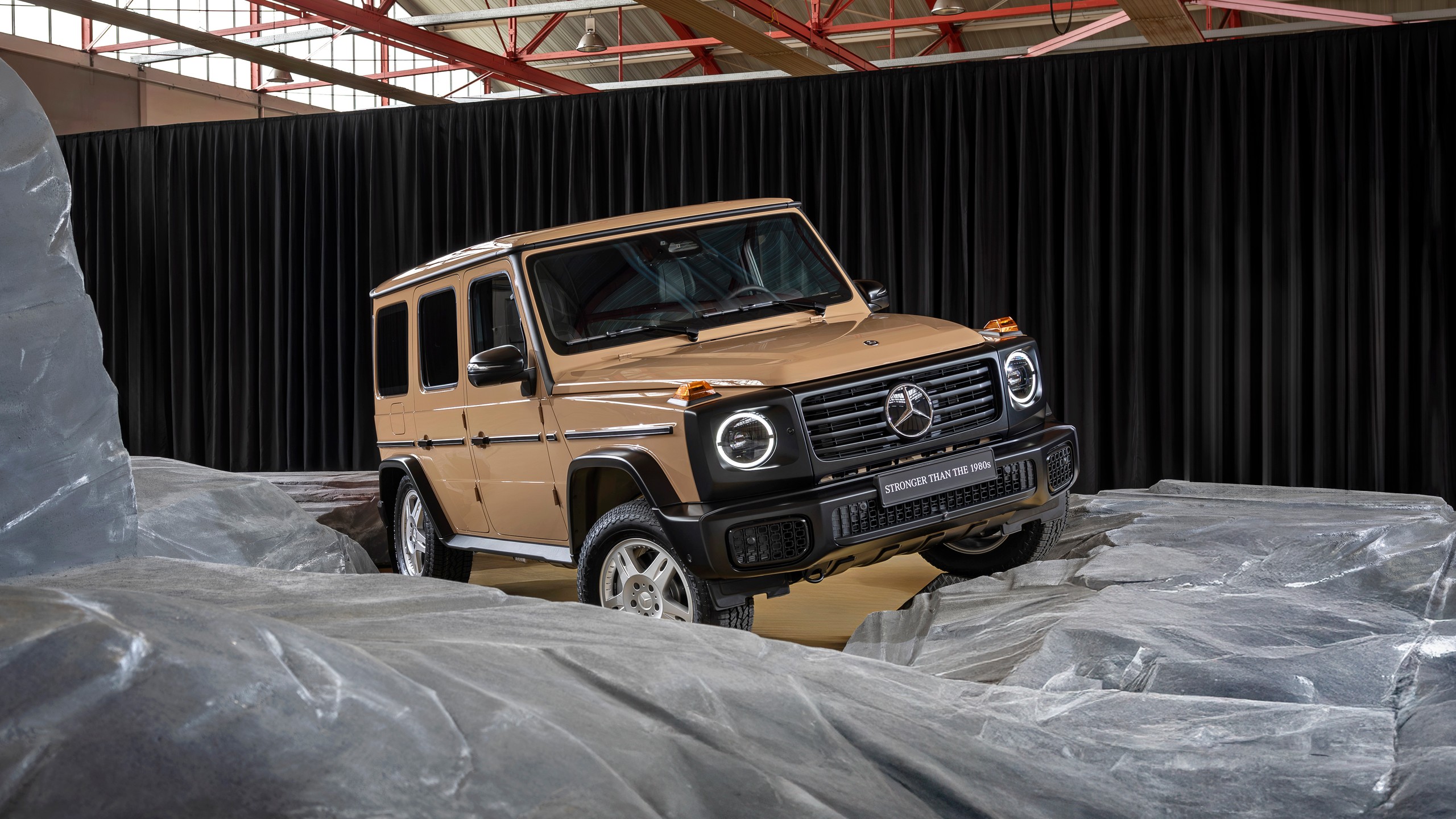 Mercedes Benz G550 Stronger Than the 1980s Edition 17
