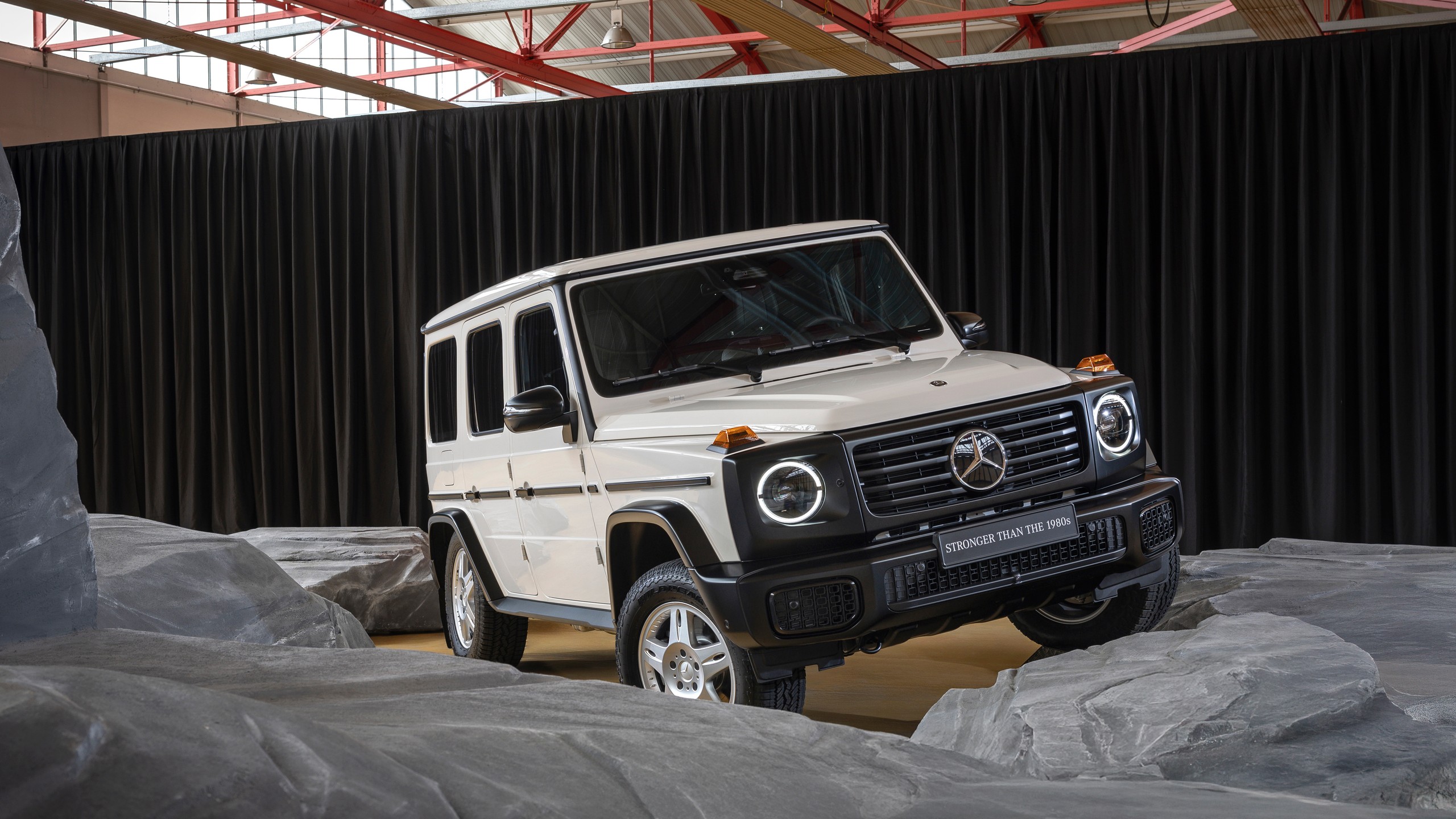 Mercedes Benz G550 Stronger Than the 1980s Edition 19
