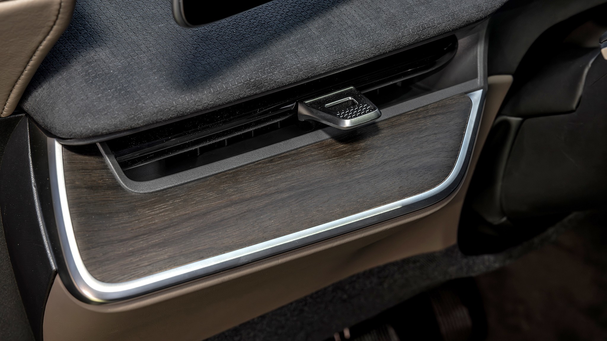 2025 Lucid Gravity 8