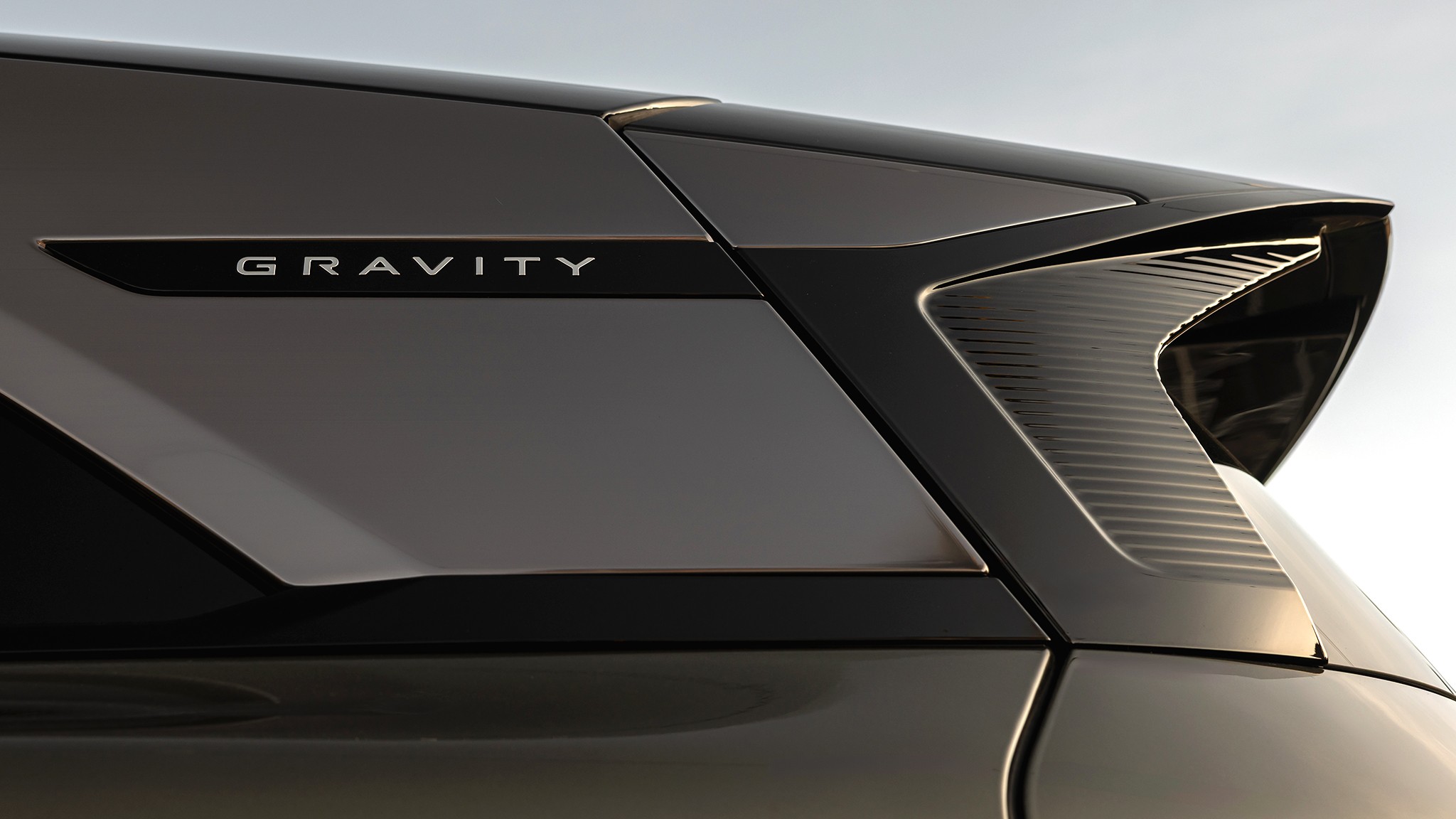 2025 Lucid Gravity 38