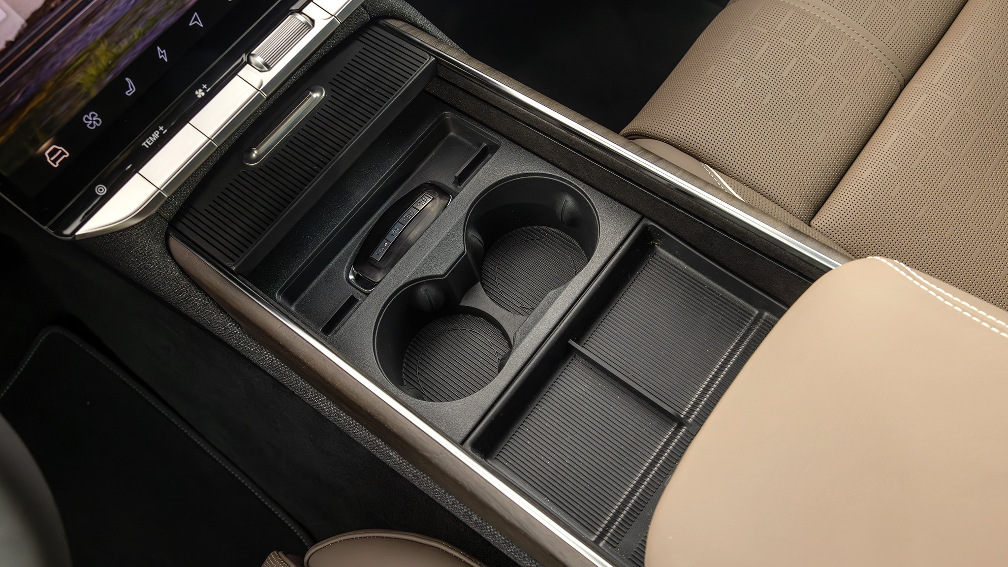 2025 Lucid Gravity 47