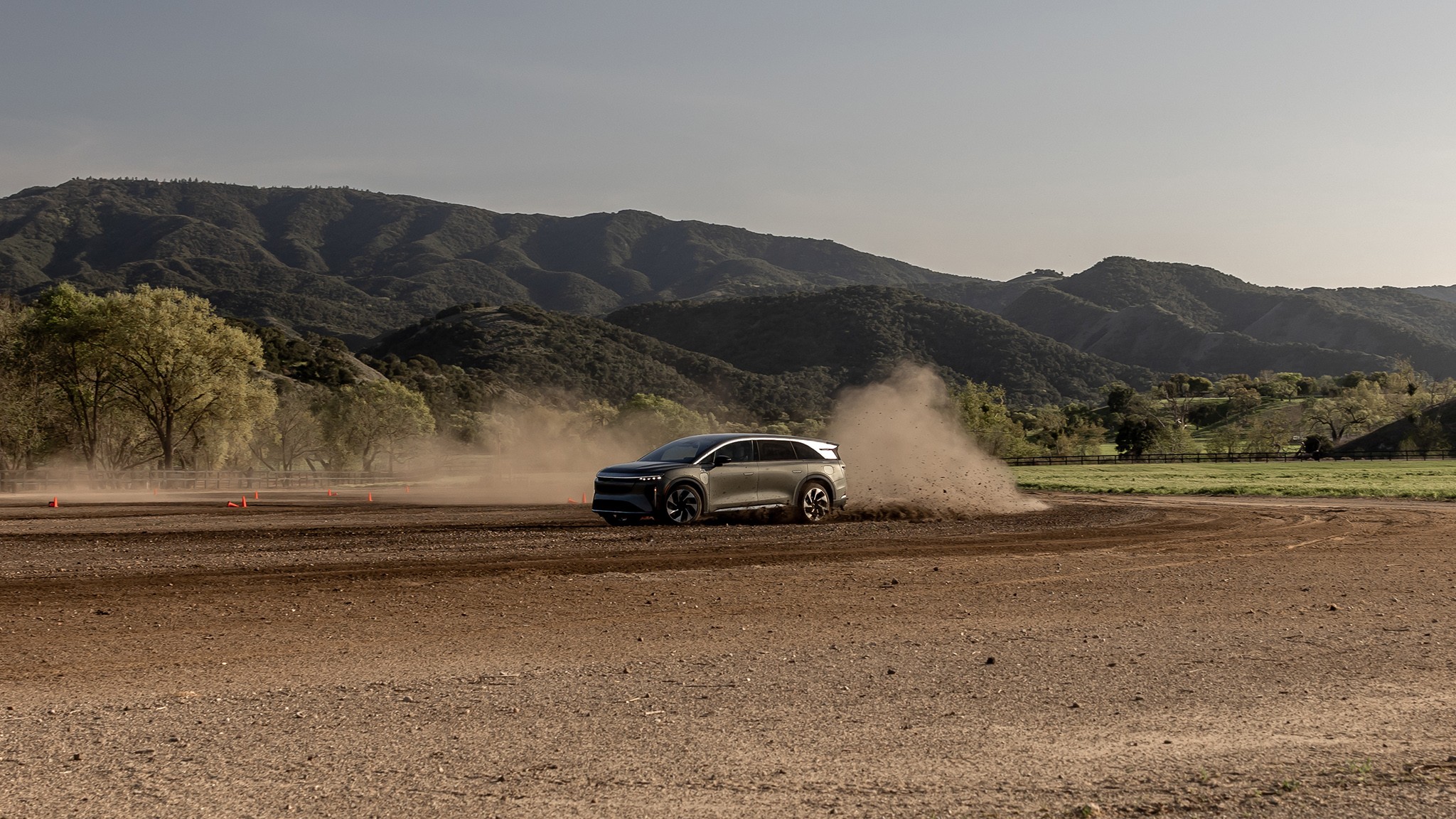 2025 Lucid Gravity 95