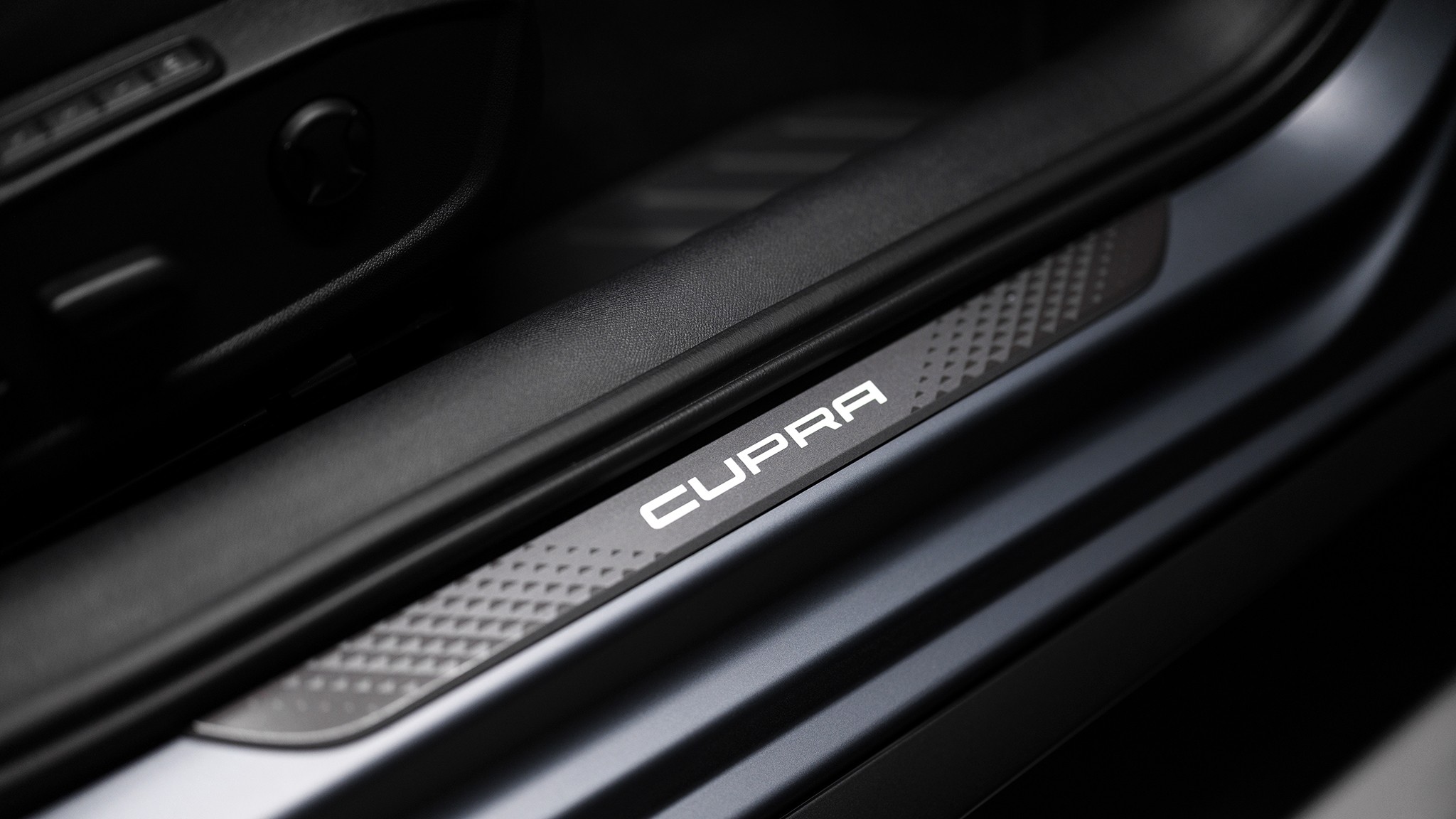 6 2025 Cupra Formentor ENCELADUS