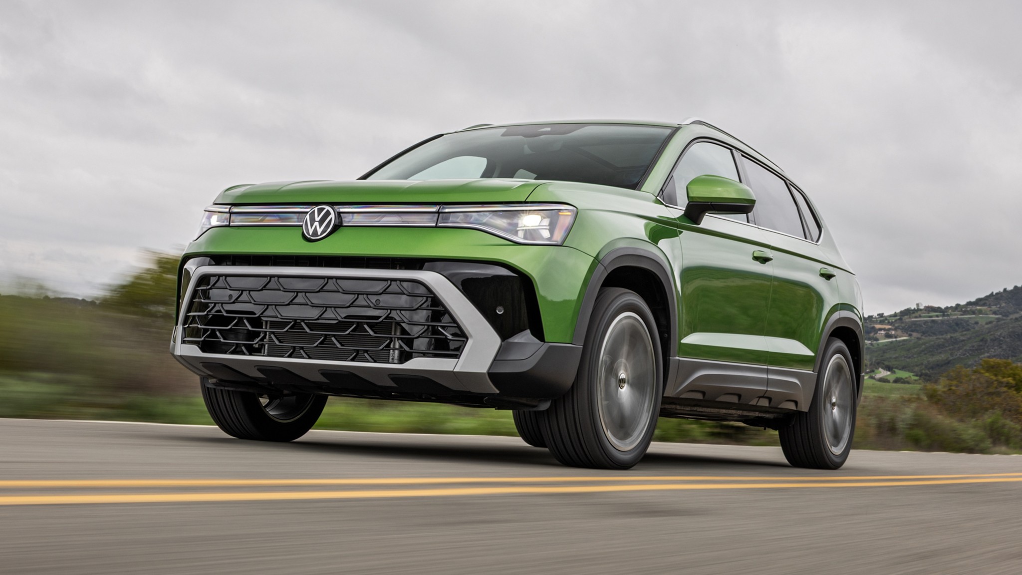 001 2025 Volkswagen Taos Lead