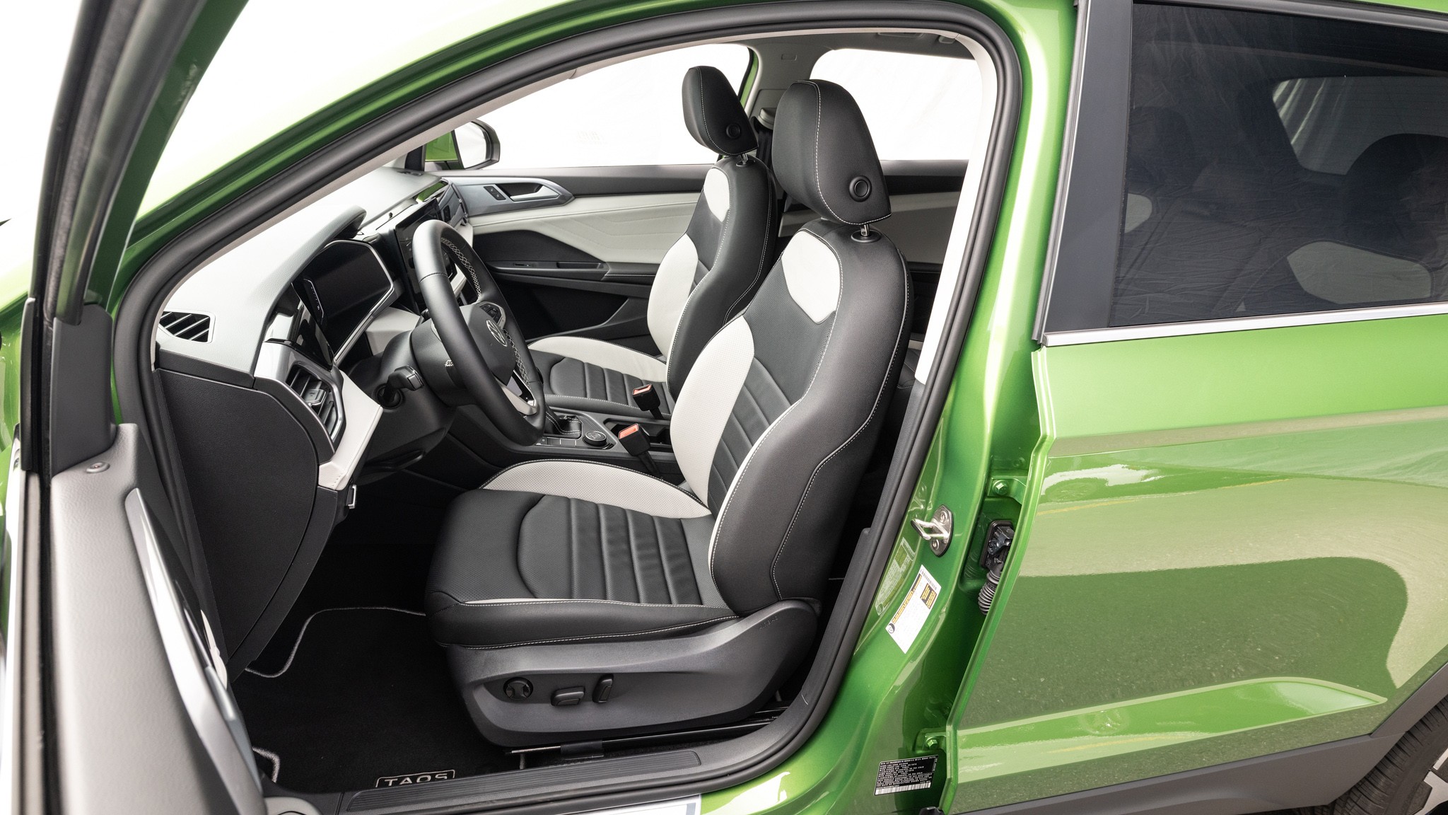 021 2025 Volkswagen Taos