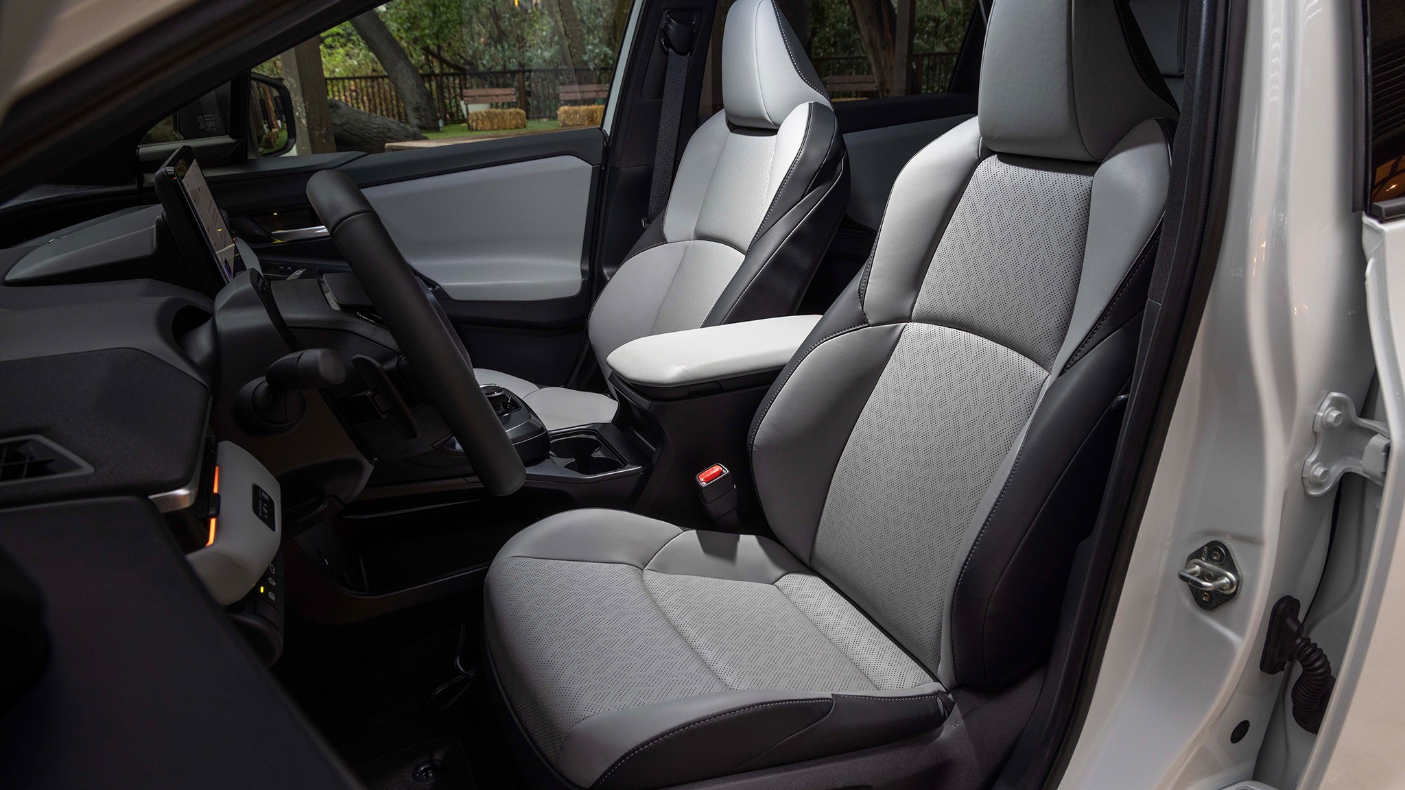 2026 Subaru Solterra 3