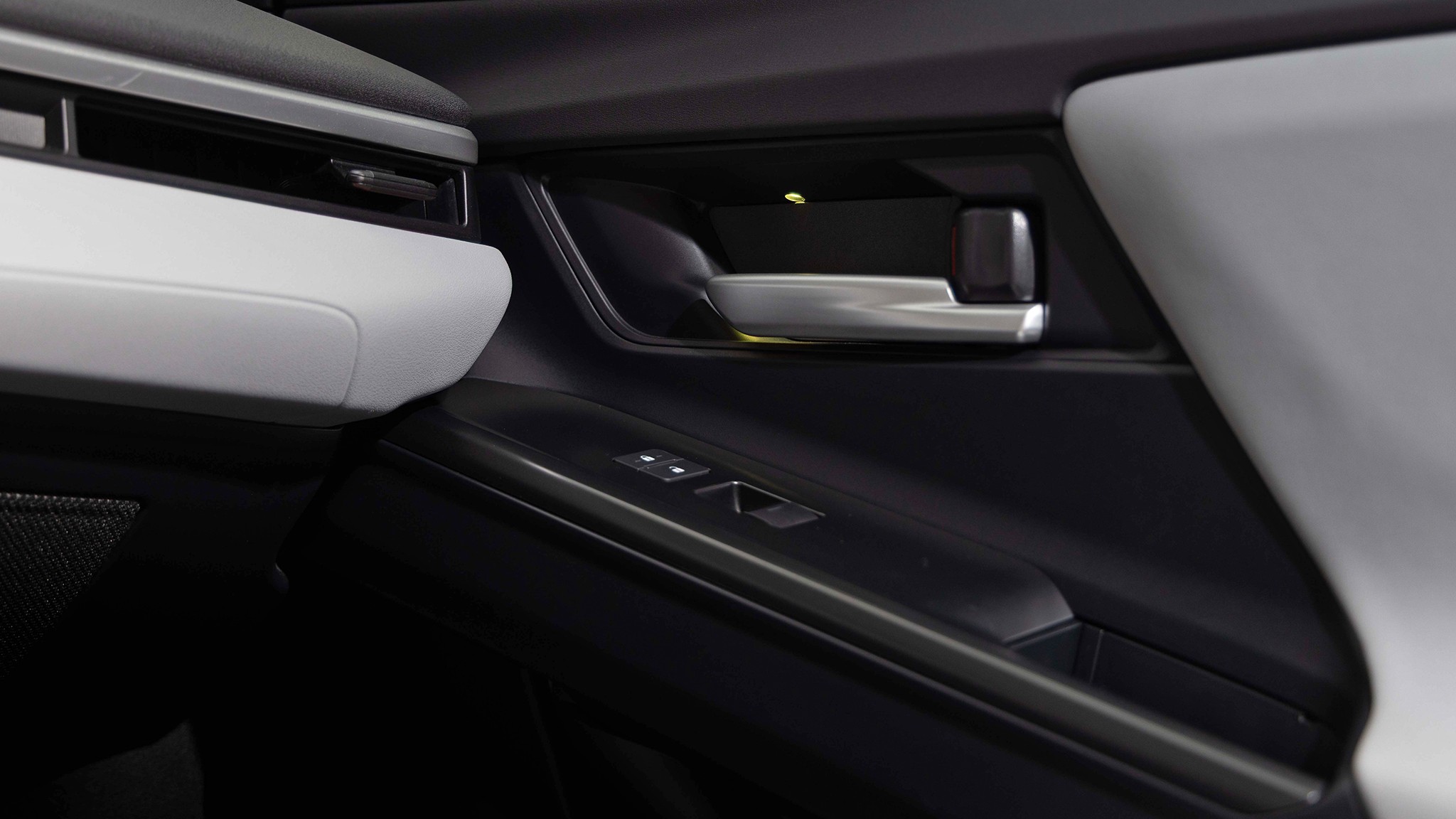 2026 Subaru Solterra 19