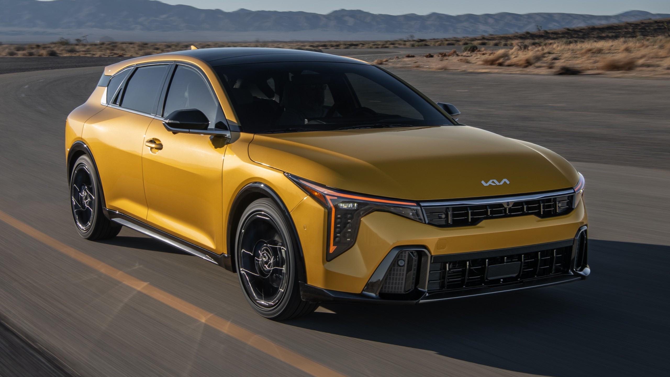 2026 Kia K4 hatchback 2