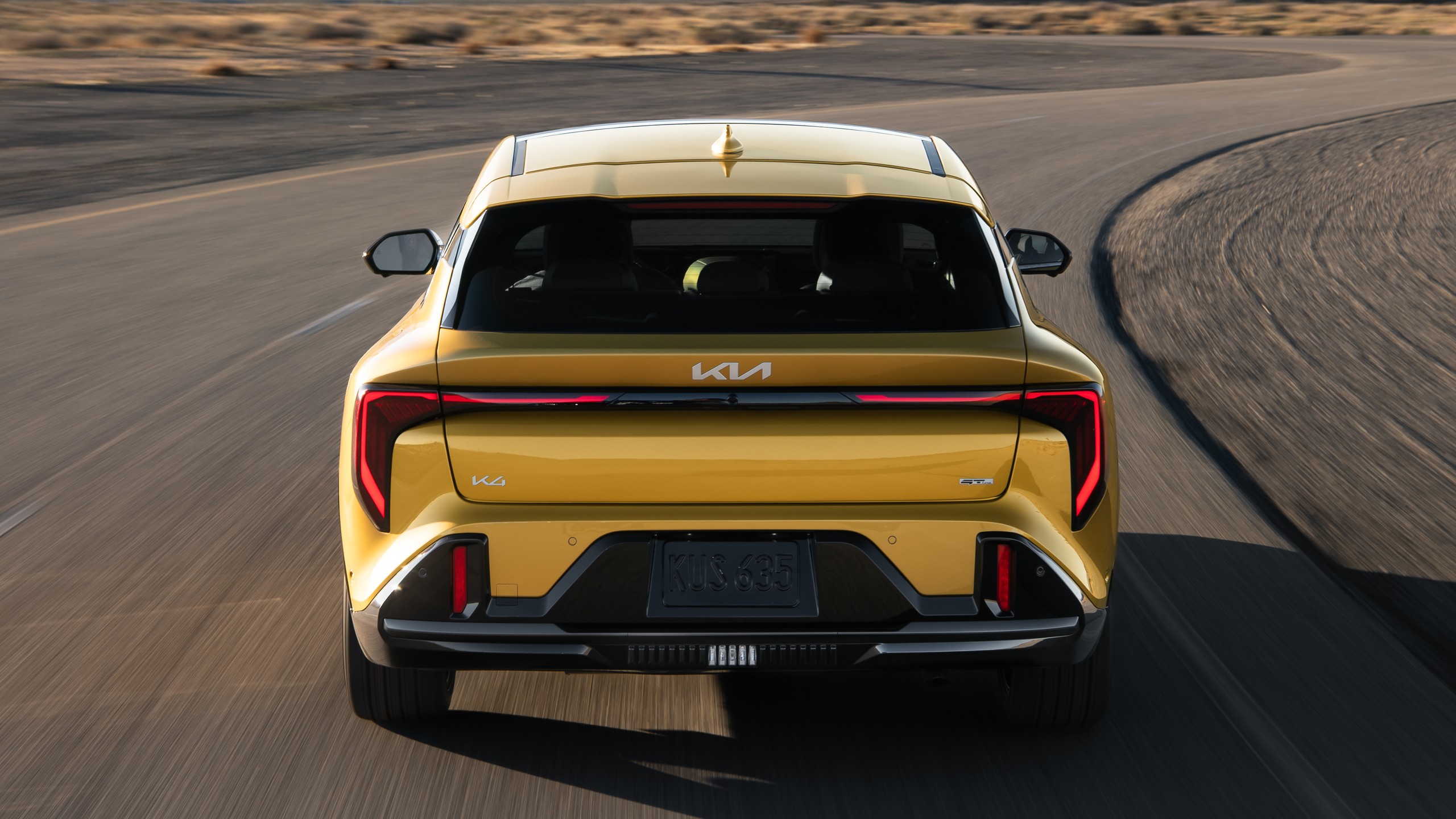 2026 Kia K4 hatchback 4