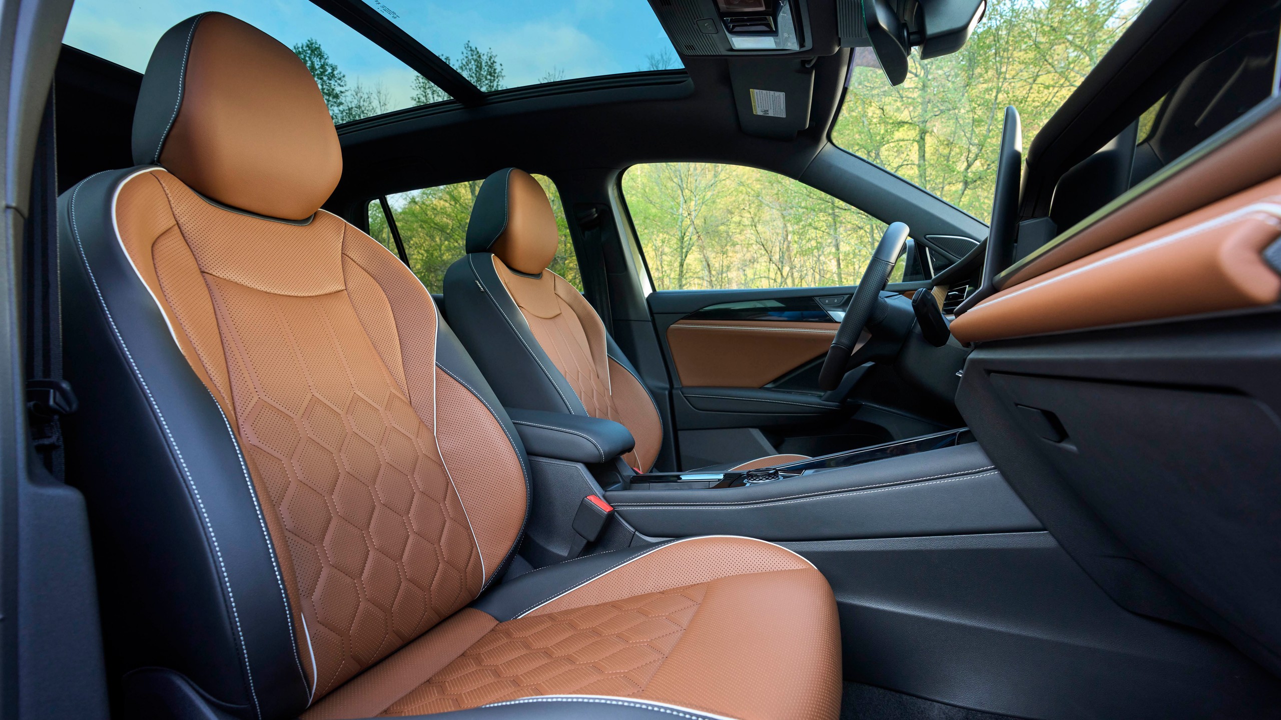 2026 Volkswagen Tiguan SEL R Line Turbo 1