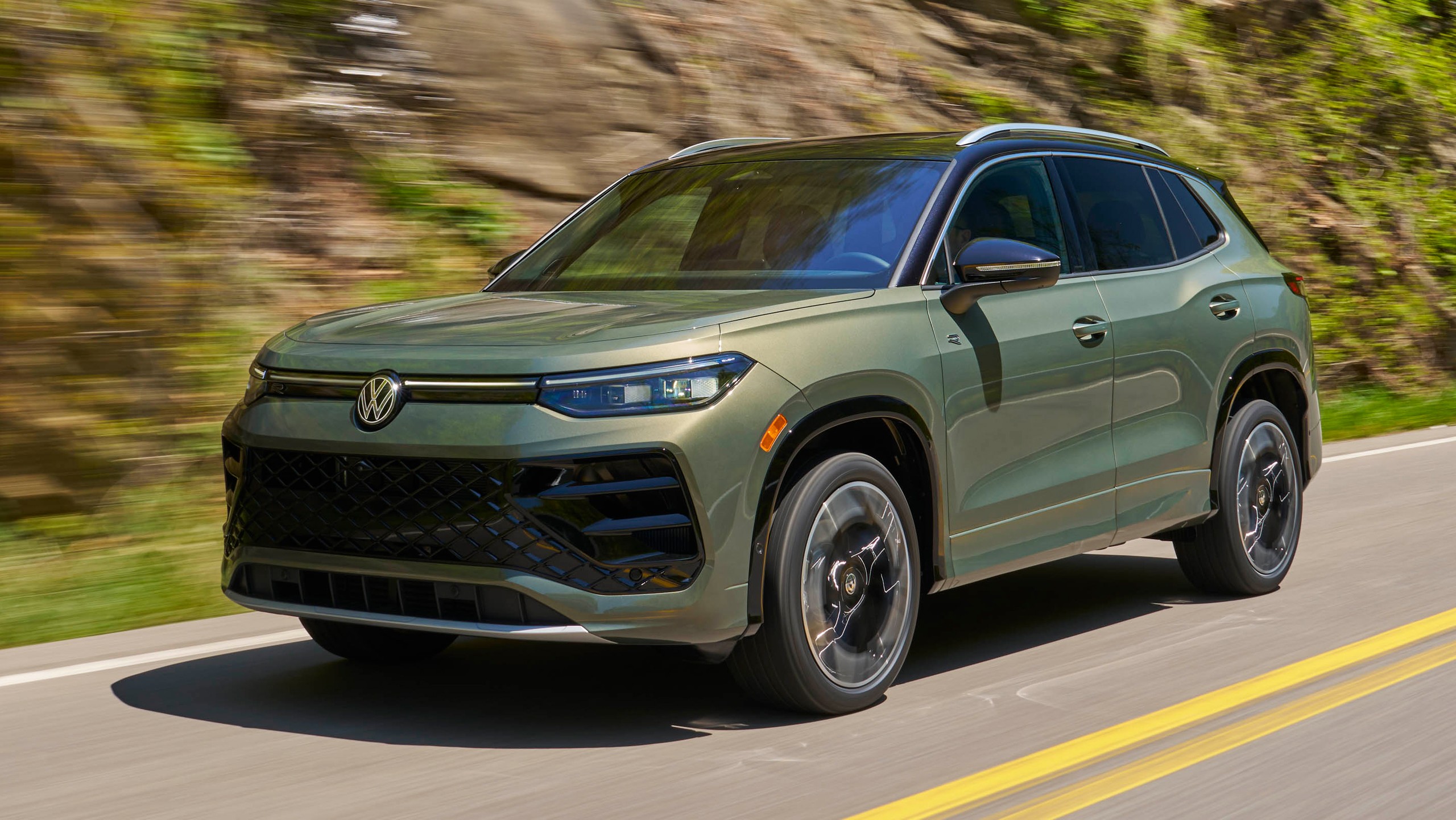 2026 Volkswagen Tiguan SEL R Line Turbo 5