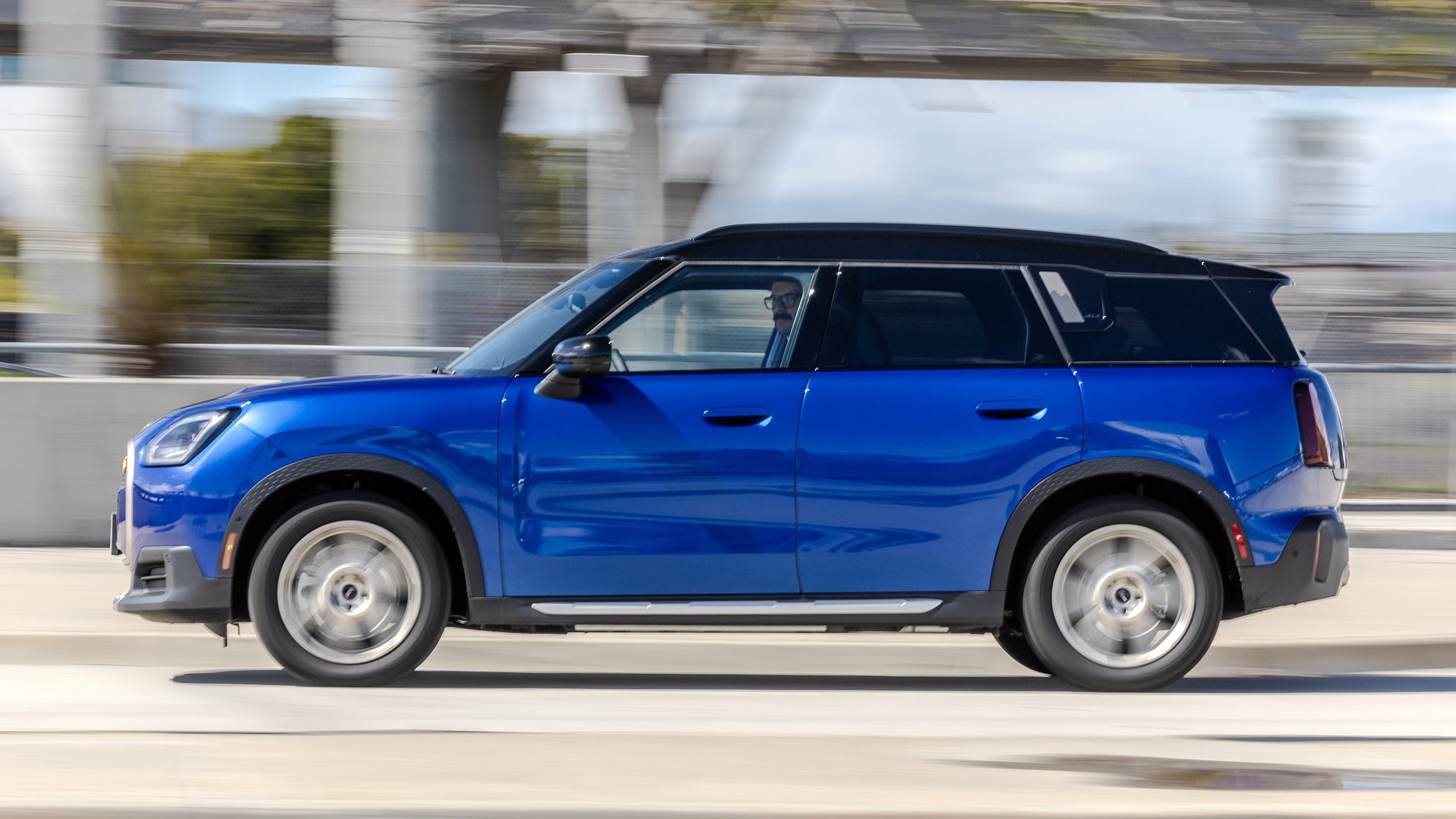 003 2025 Mini Countryman SE EV