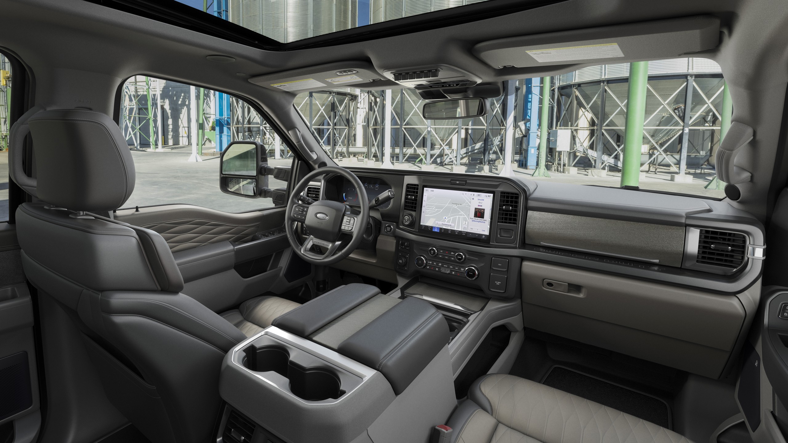 2025 Ford F 350 Platinum Plus luxury pickup truck 4