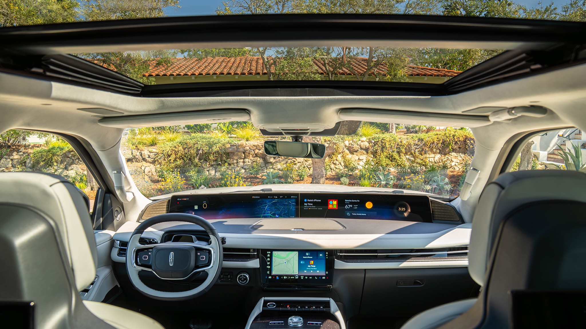 2 2025 Lincoln Navigator L Black Label Atmospheric interior