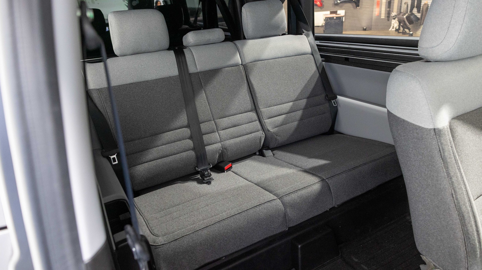 005 2027 Slate Truck