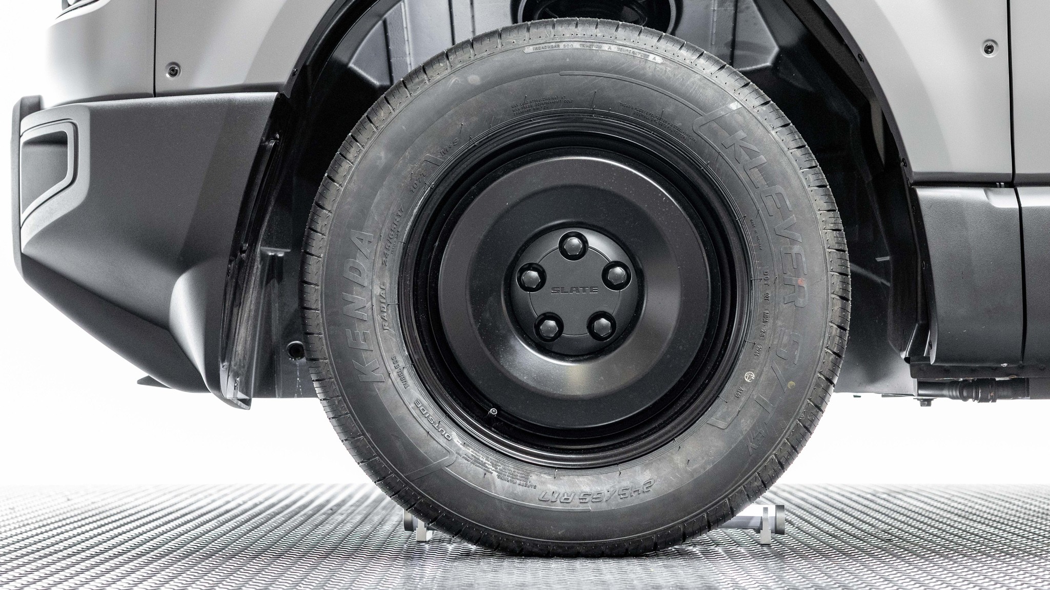 014 2027 Slate Truck