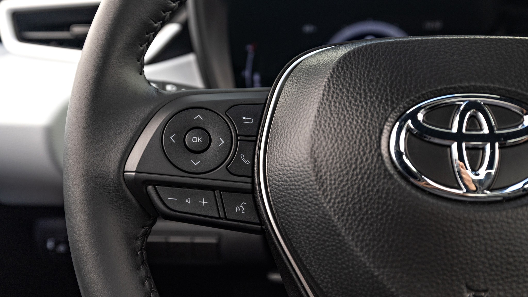 016 2025 Toyota Corolla FX