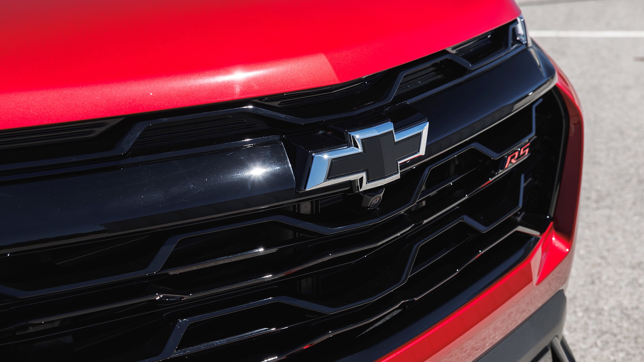 22 2026 Chevrolet Equinox AWD front badge grille