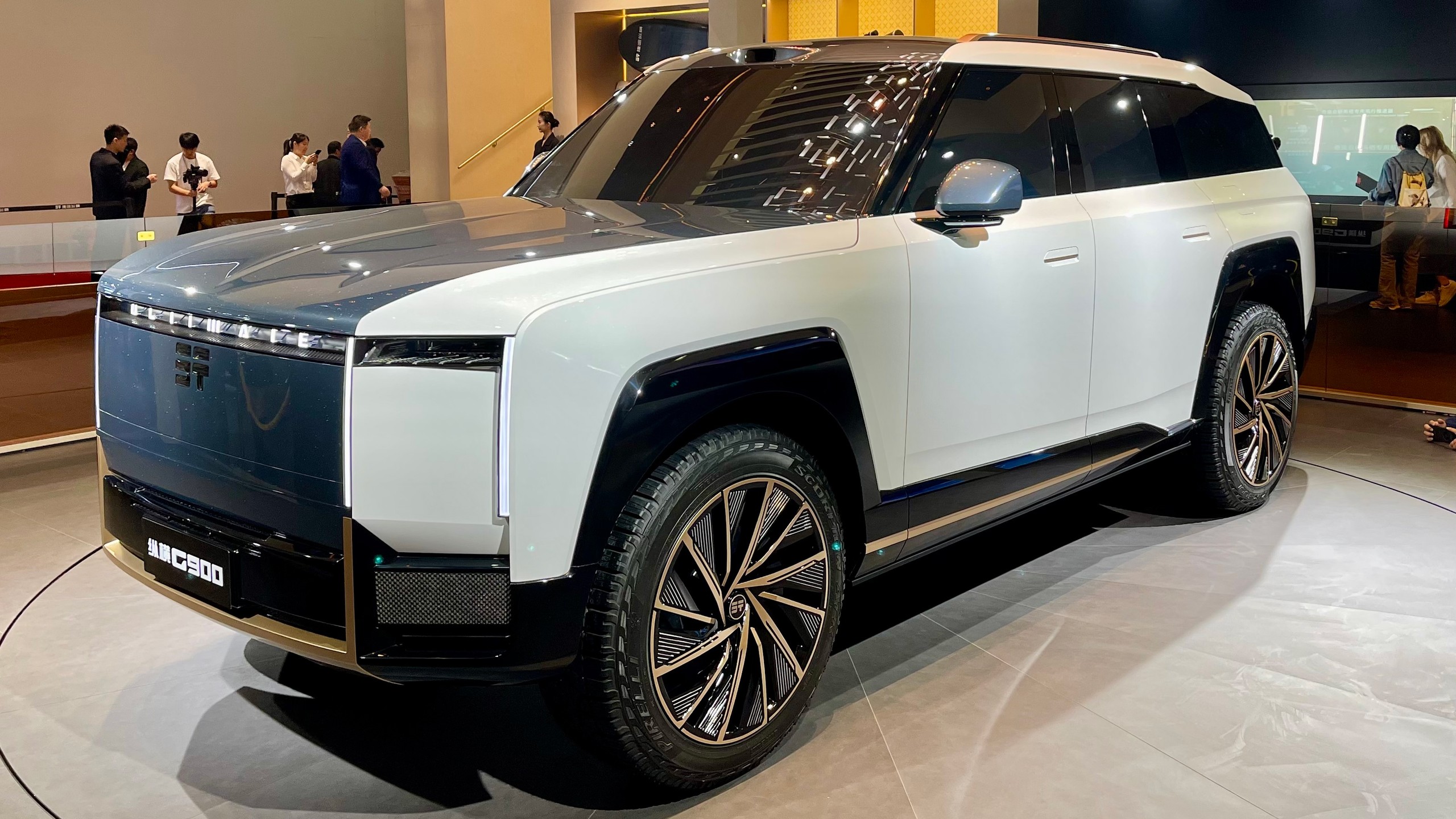 01 JETOUR G900 FRONT