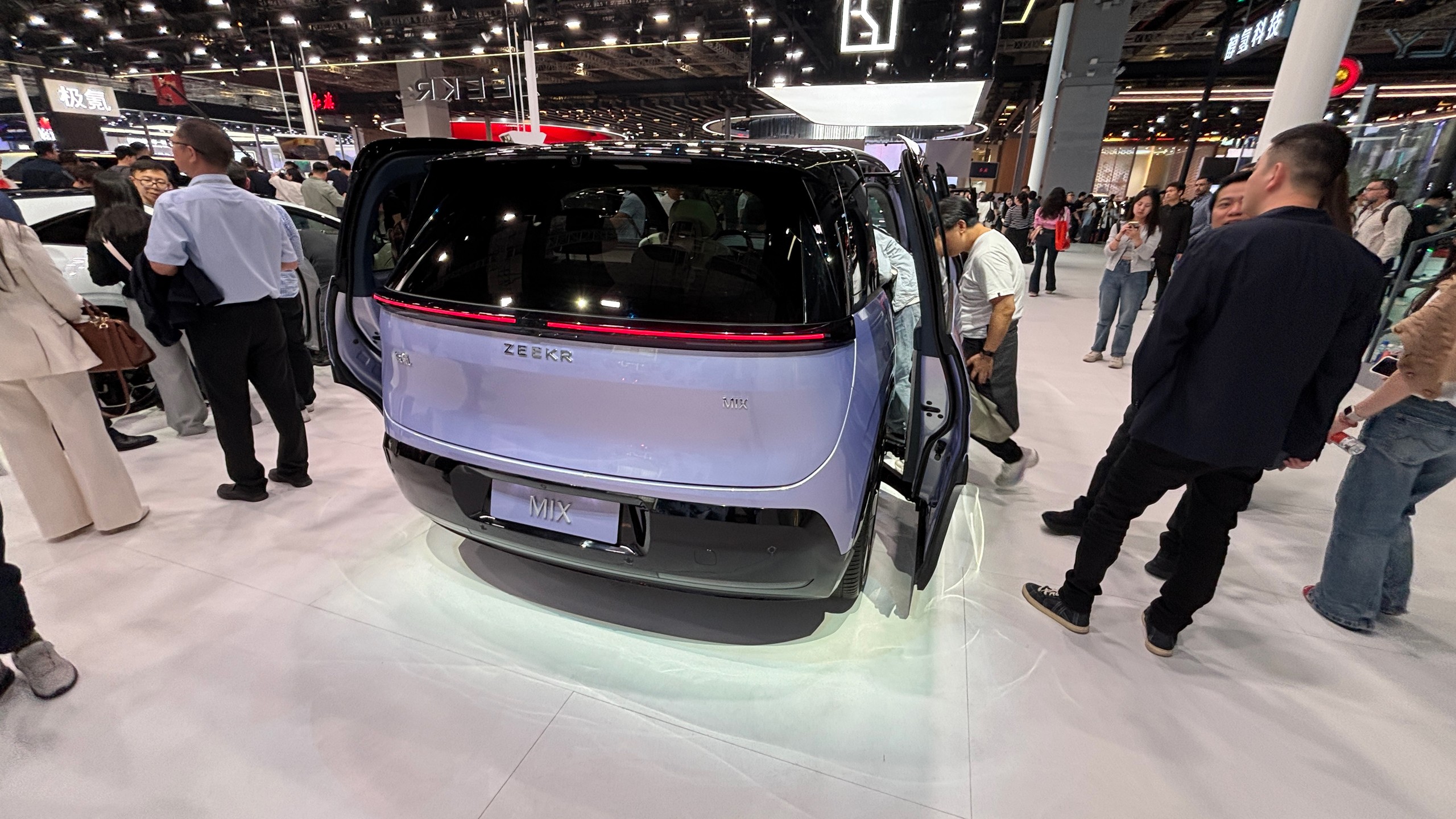Zeekr Mix 3