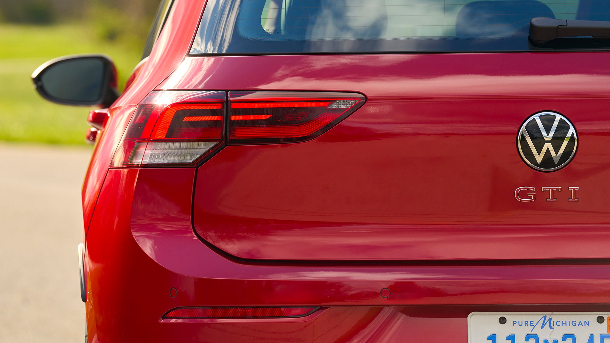 35 2025 Volkswagen GTI autobahn kings red