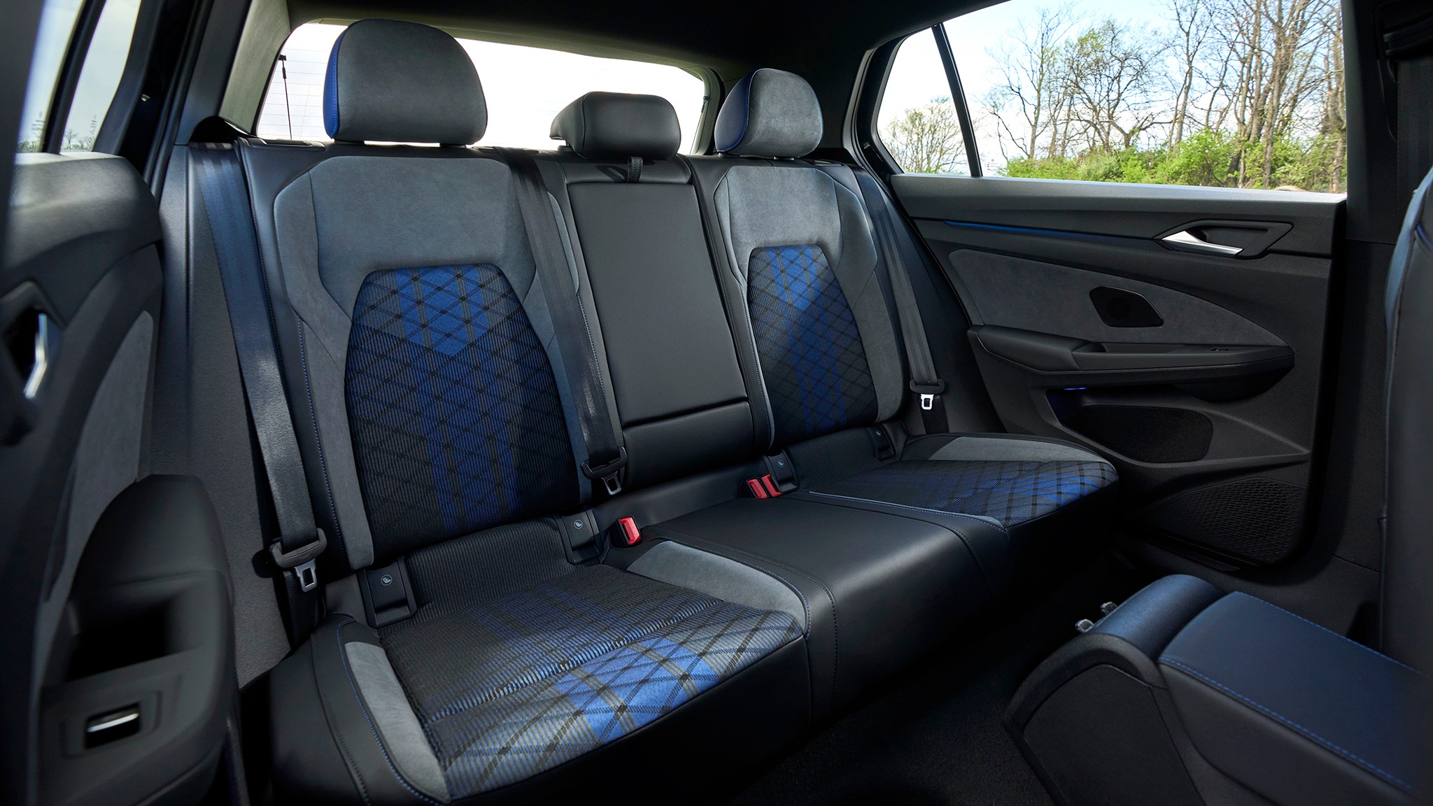 14 2025 Volkswagen Golf R black first drive