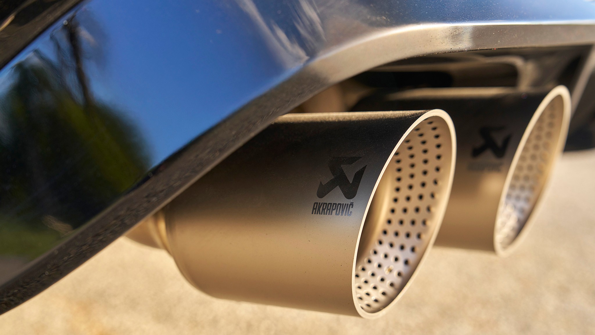 17 2025 Volkswagen Golf R black first drive