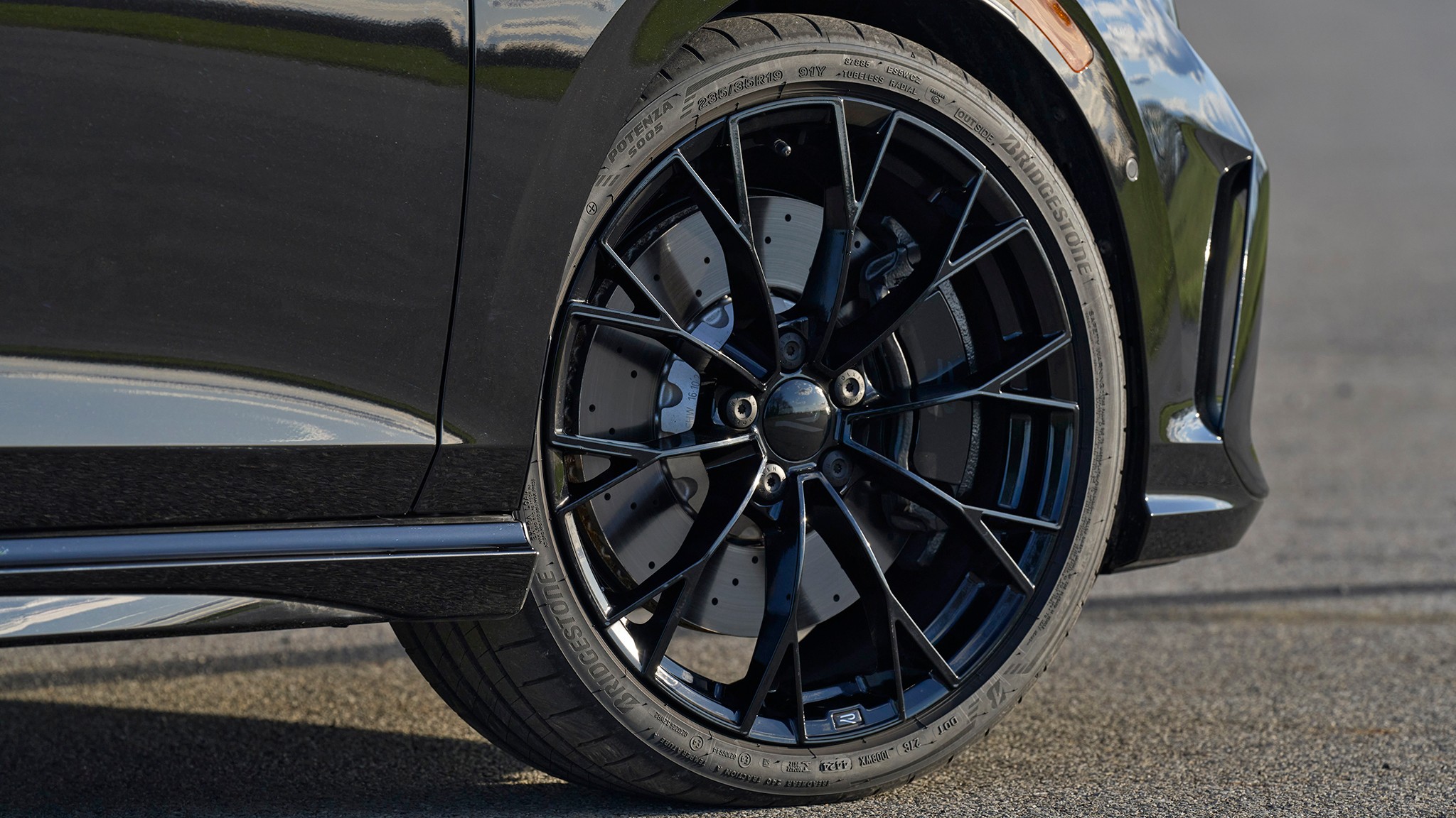 22 2025 Volkswagen Golf R black first drive