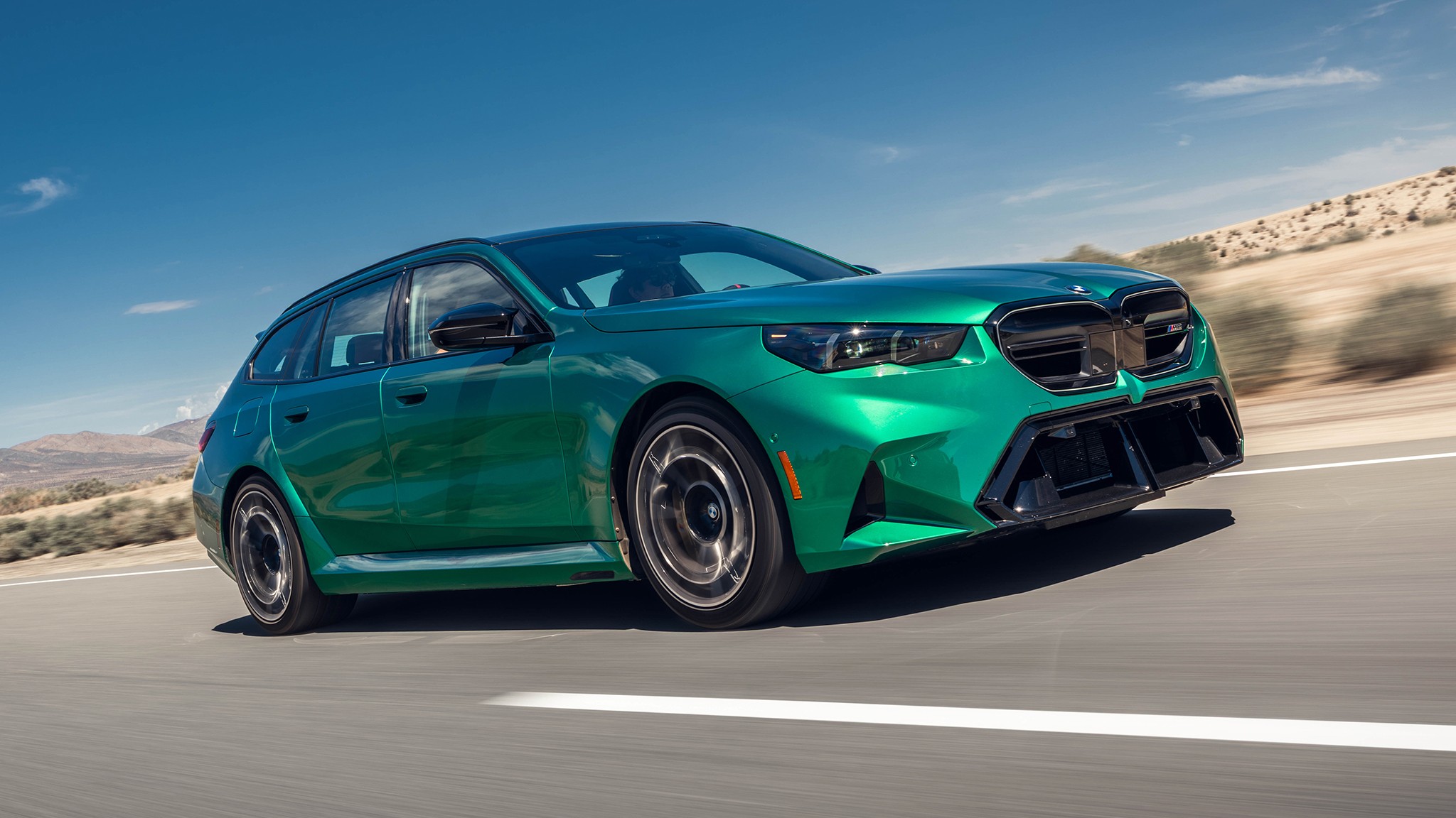 037 2025 BMW M5 Touring