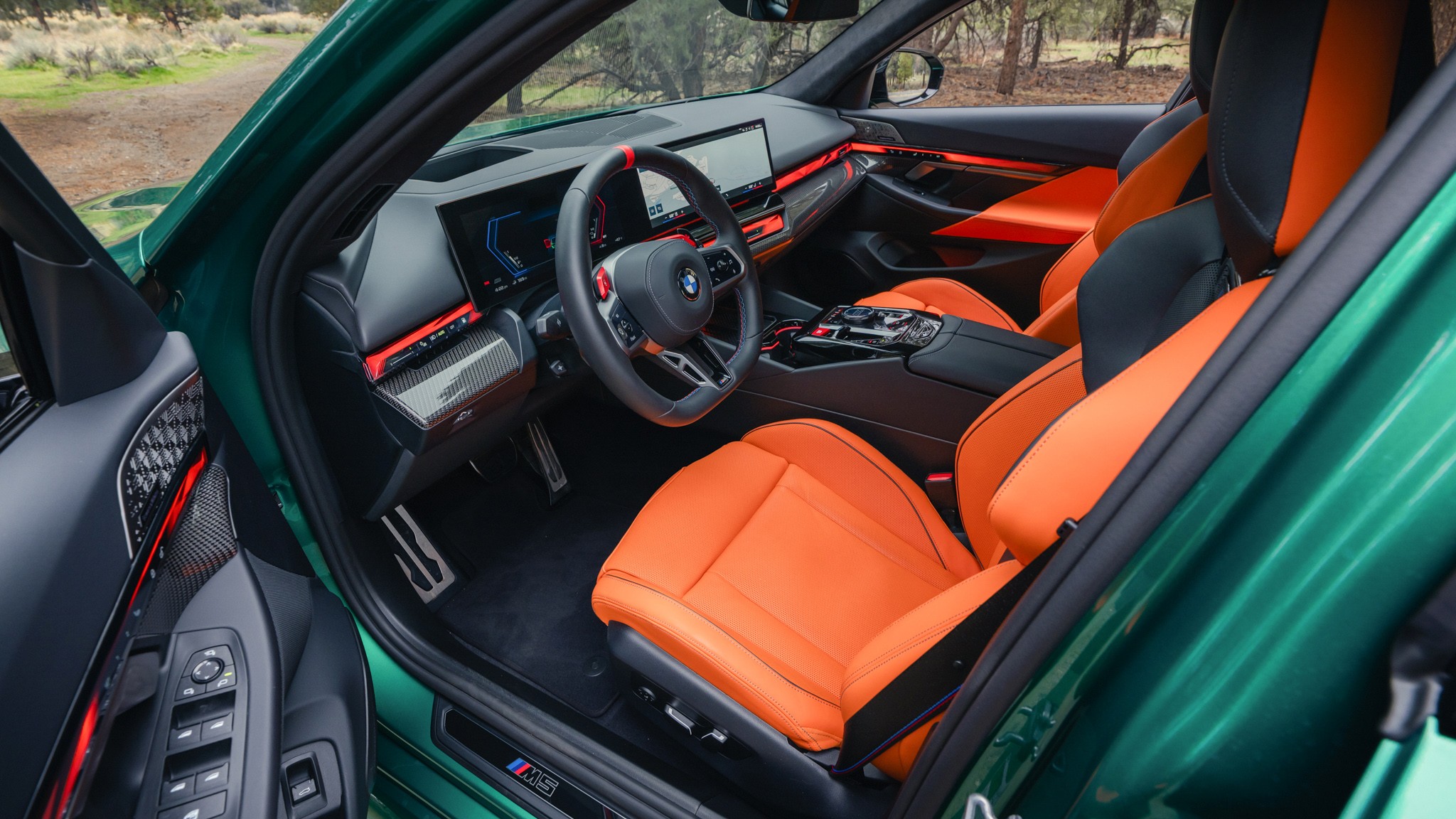 002 2025 BMW M5 Touring