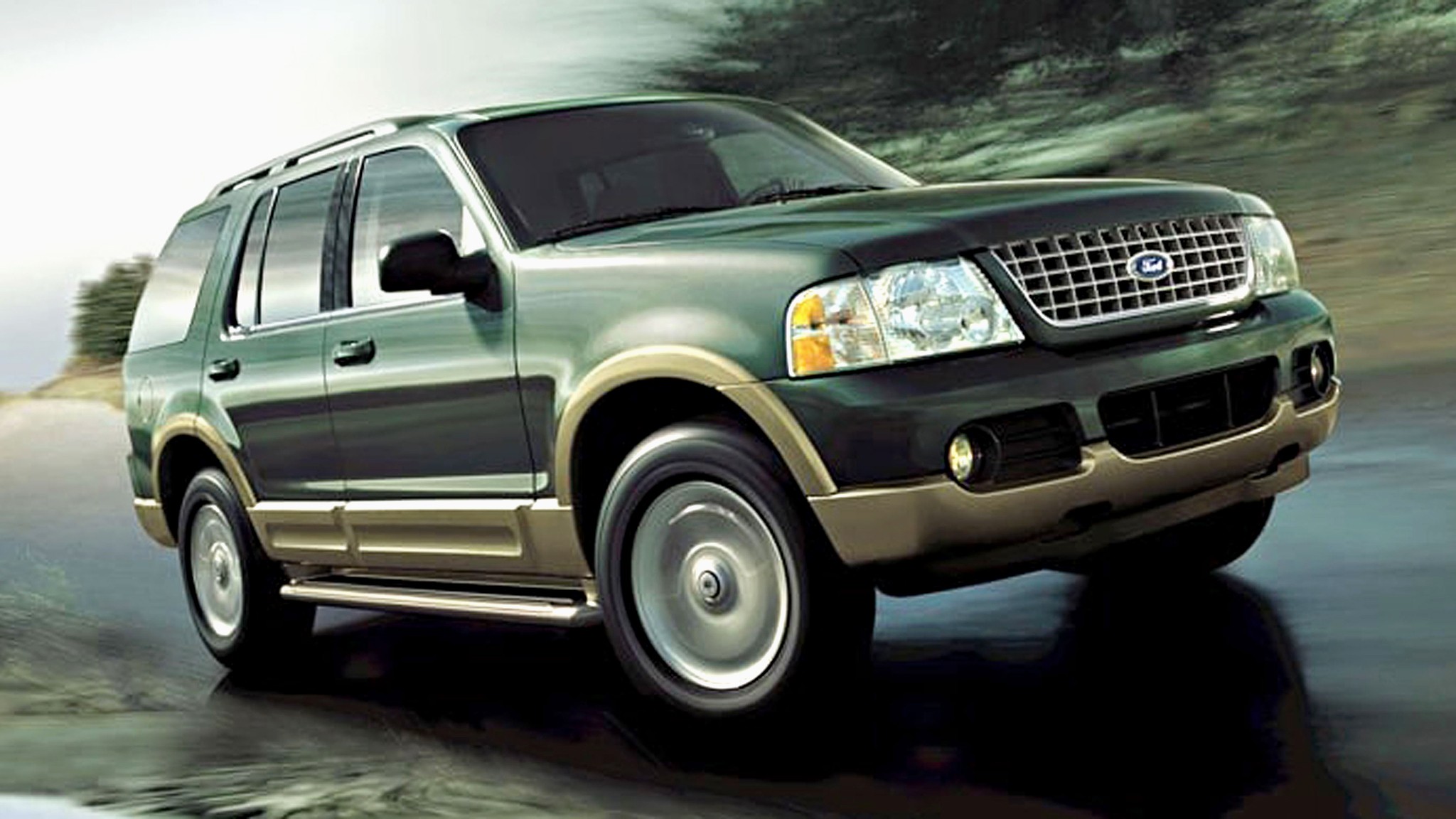 014 ford explorer green front three quarter third generation