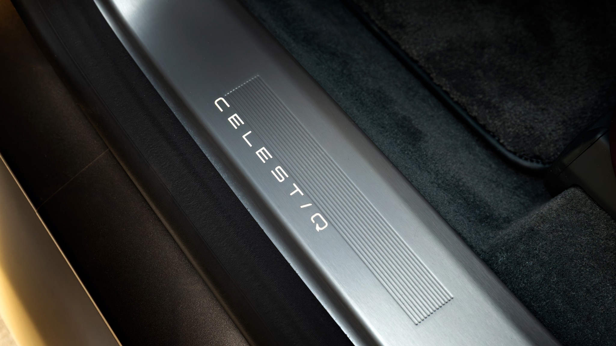 027 2025 Cadillac Celestiq