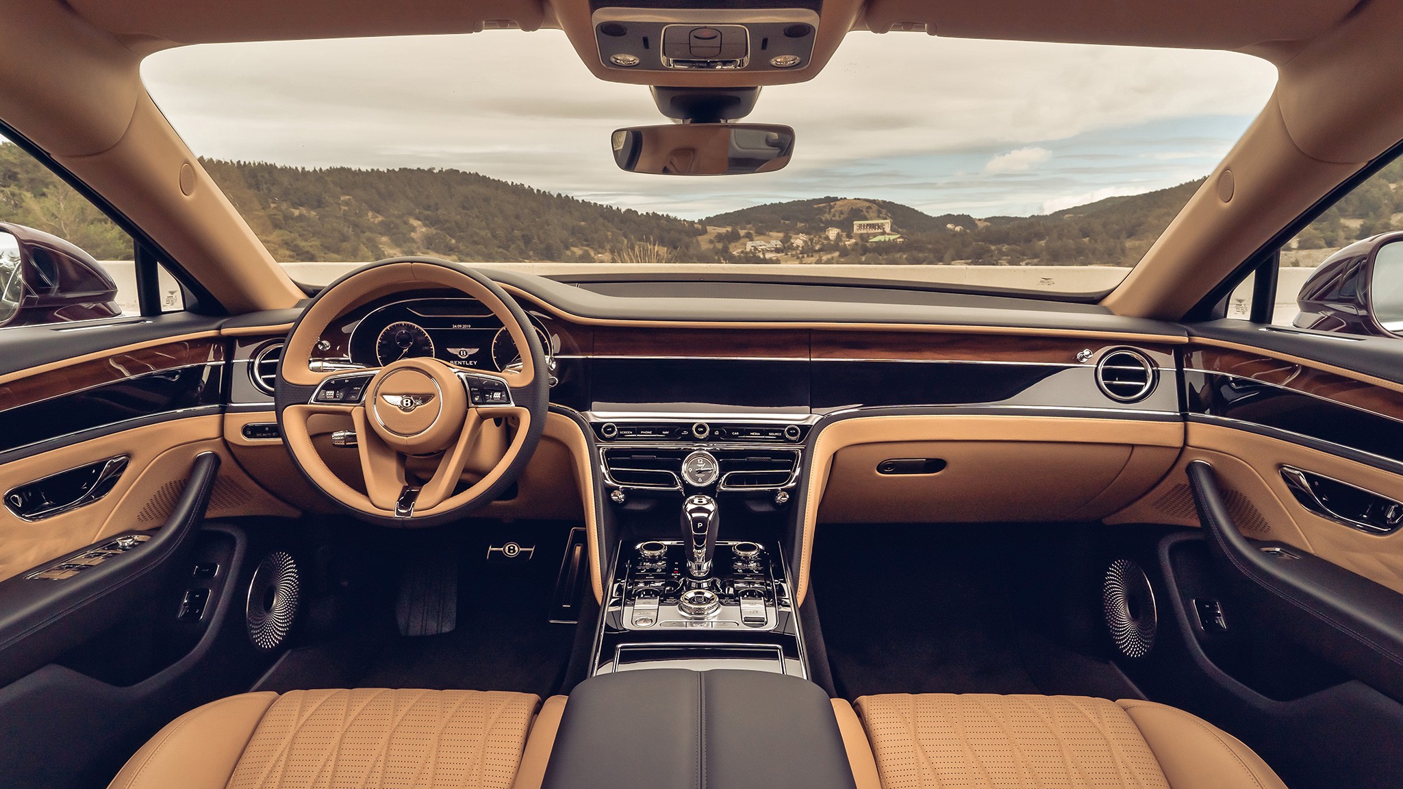 GT Rotating Display   Award   4